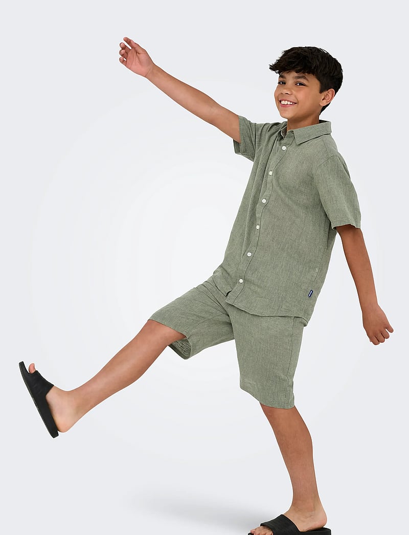 ONLY & SONS - OSJCAIDEN LIFE SS SOLID LINEN SHIRT WVN - kurzärmlige hemden - swamp - 5