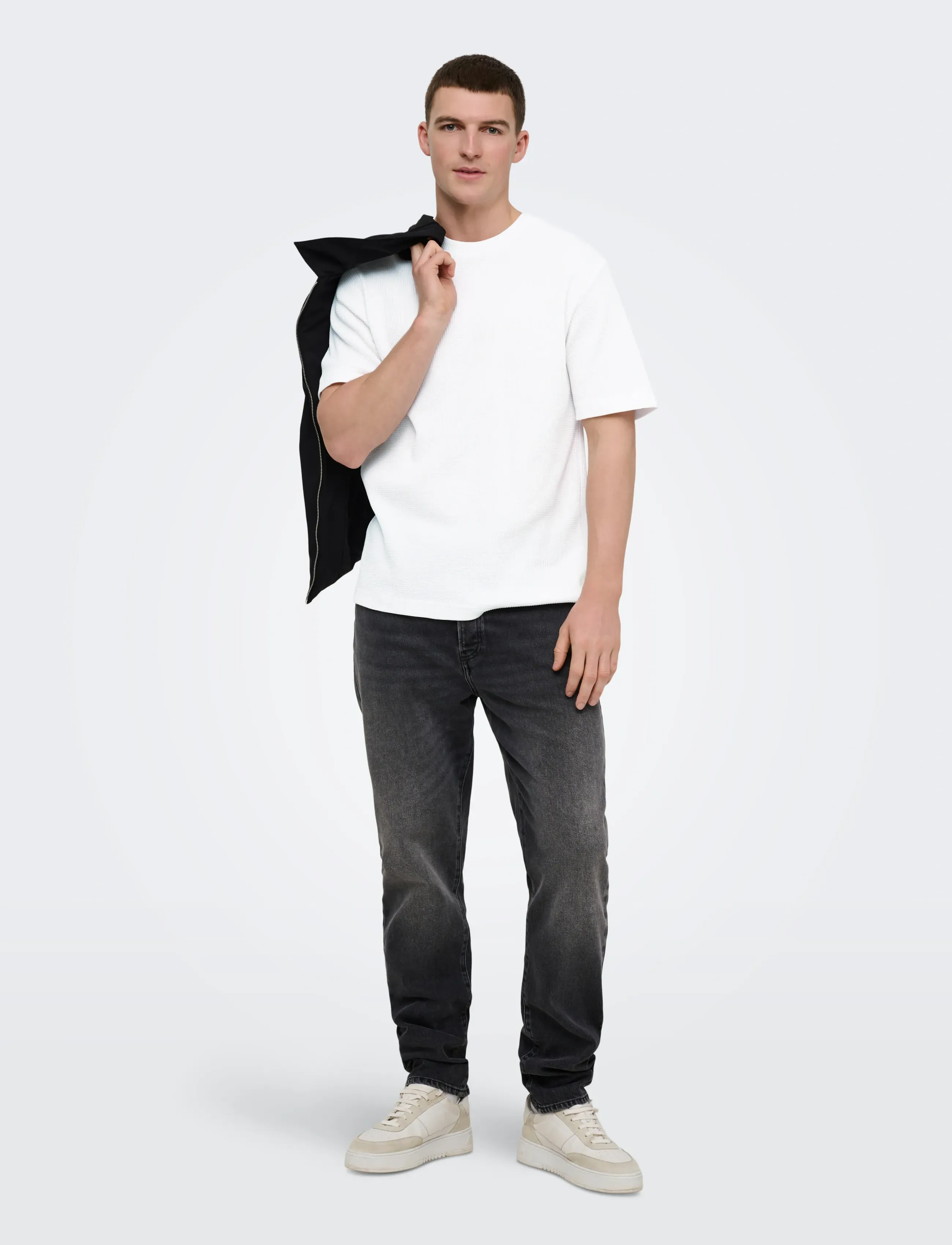 ONLY & SONS - ONSTOBIE REG SS WAFFLE TEE NOOS - kurzärmelig - bright white - 5