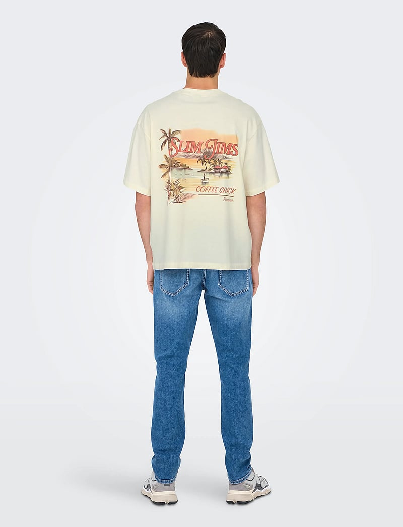 ONLY & SONS - ONSMALIK JIMS OVS SS TEE - stutterma bolir - antique white - 3