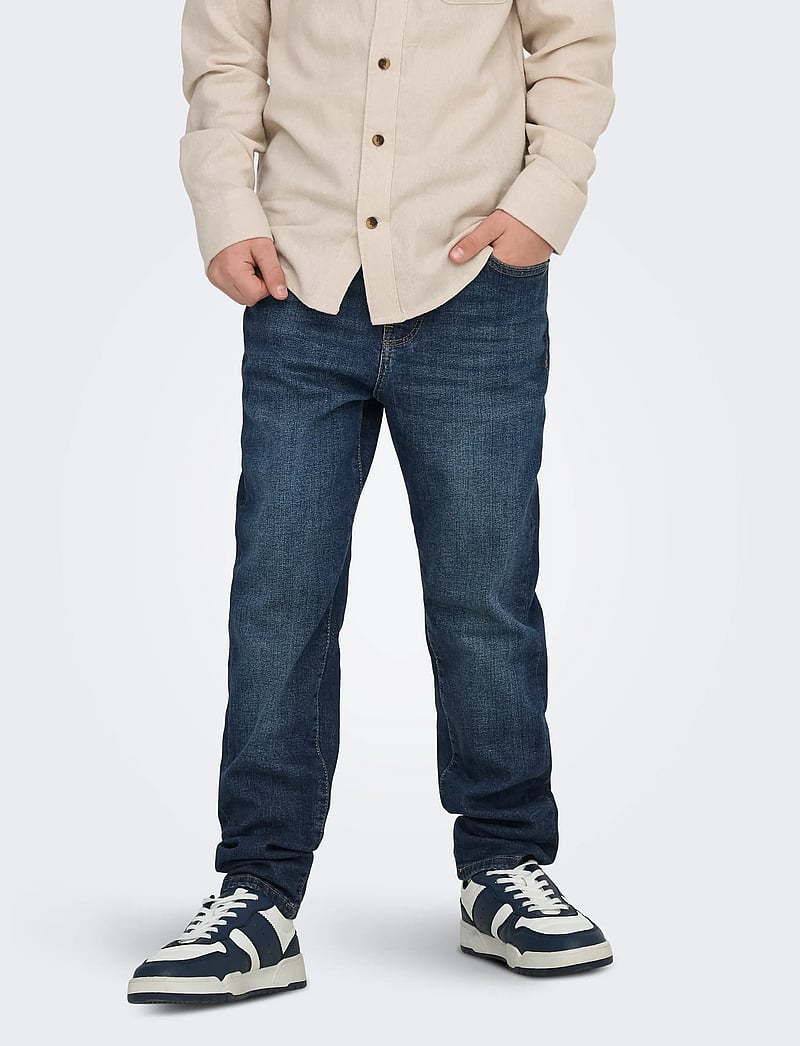 ONLY & SONS - OSJYOKE TAPERED JAX DB 4411 TAI DNM NOOS - tapered jeans - dark blue denim - 0