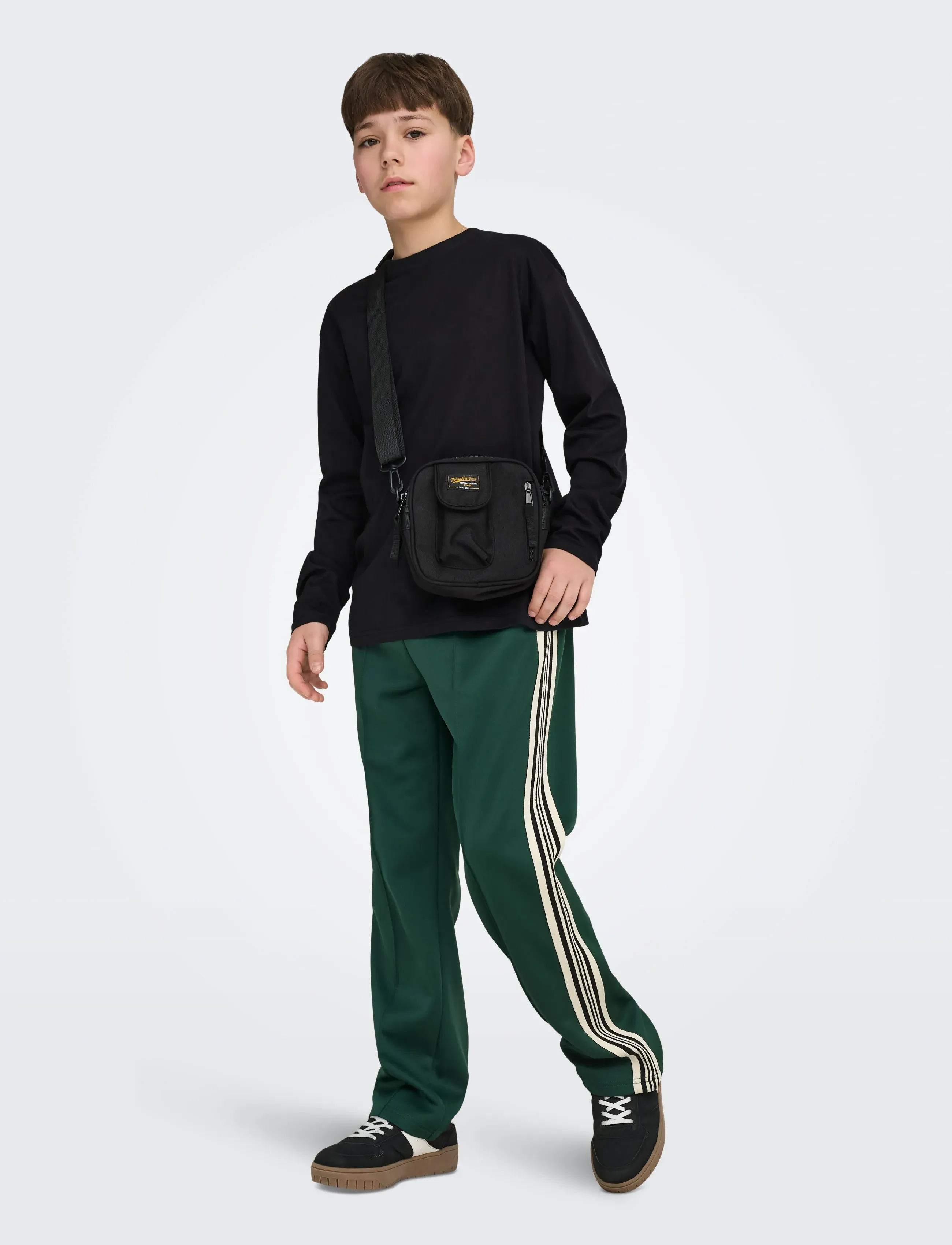 ONLY & SONS - OSJFRED LIFE LOOSE LS TEE JRS NOOS - langærmede t-shirts - black - 5