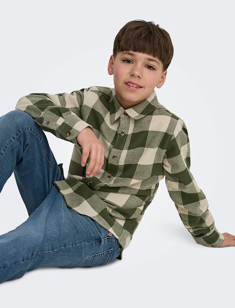 ONLY & SONS - OSJGUDMUND LS CHECKED SHIRT NOOS - pikkade varrukatega särgid - forest night - 4