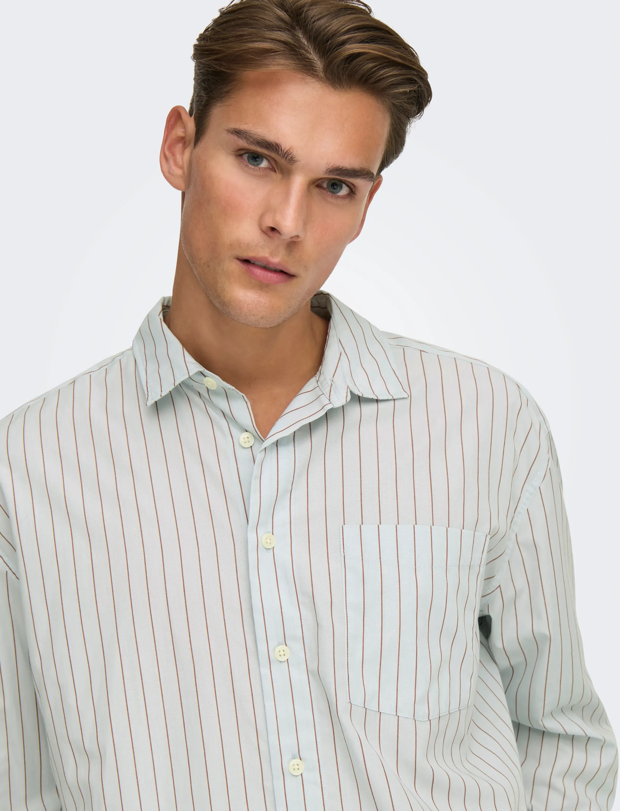 ONLY & SONS Onsbarry Rlx Popplin Stripe Ls Cf randiga skjortor herr – bild 5