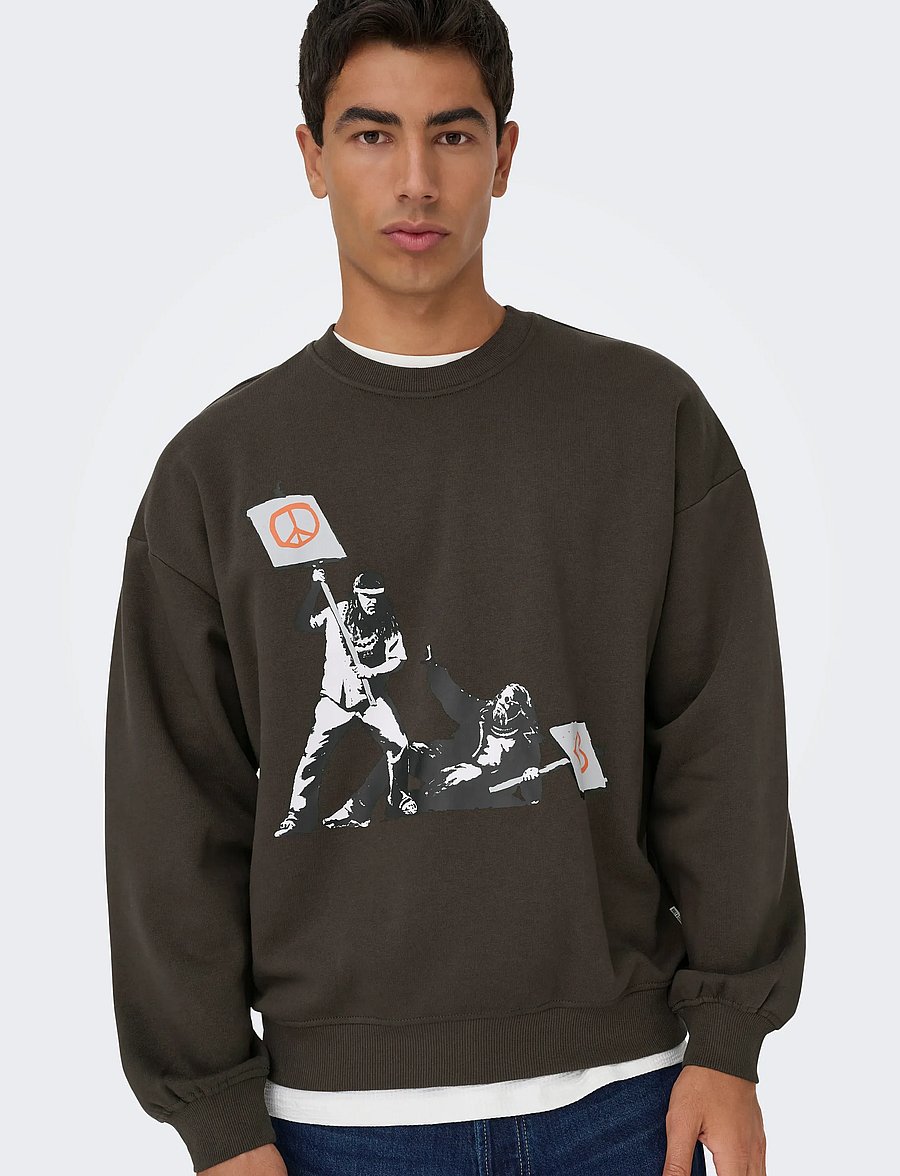 ONLY & SONS - ONSBANKSY VTG CREW NECK VD - collections - mulch - 4