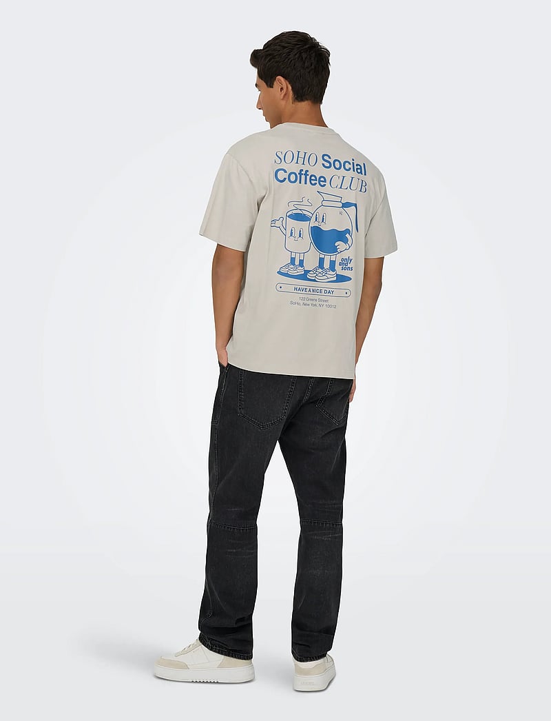 ONLY & SONS - ONSFRED COFFEE CLUB RLX SS TEE - silver lining - 3