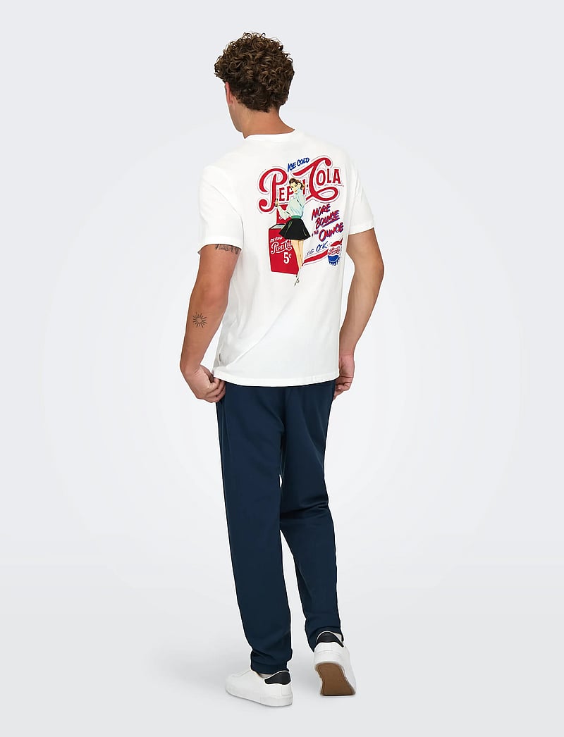 ONLY & SONS - ONSPEPSI LIFE REG SS LIC TEE - lühikeste varrukatega t-särgid - bright white - 3