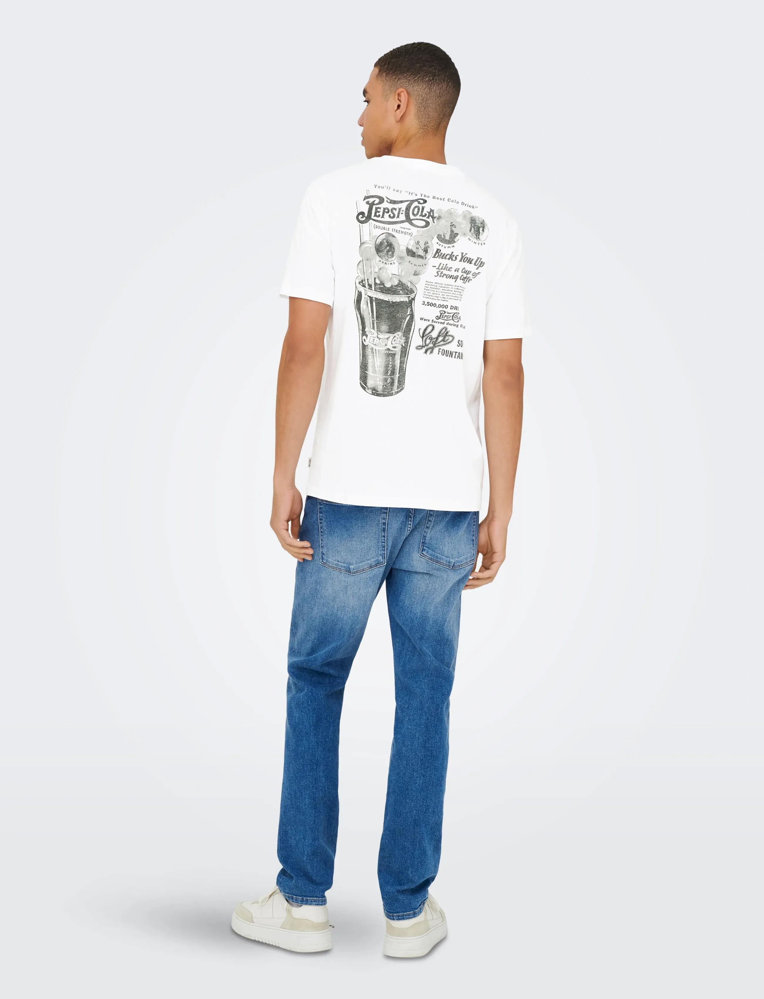 ONLY & SONS - ONSPEPSI LIFE REG SS LIC TEE - kortärmade t-shirts - bright white - 2