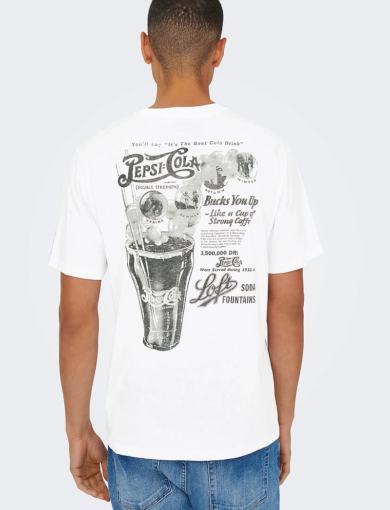 ONLY & SONS - ONSPEPSI LIFE REG SS LIC TEE - kortärmade t-shirts - bright white - 4