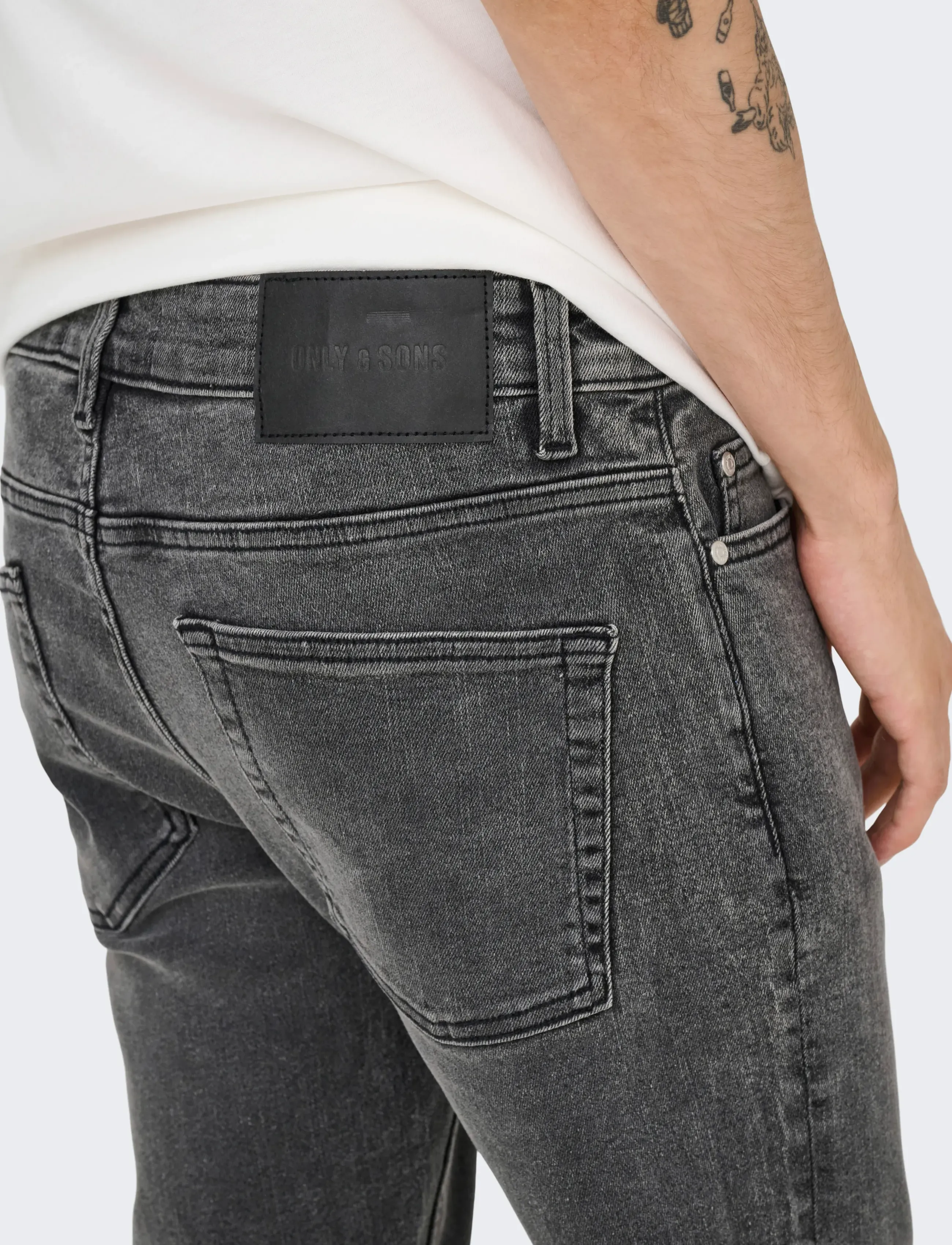 ONLY & SONS - ONSLOOM SLIM 5748 EY BOX JEANS MU - kitsad teksad - dark grey denim - 5