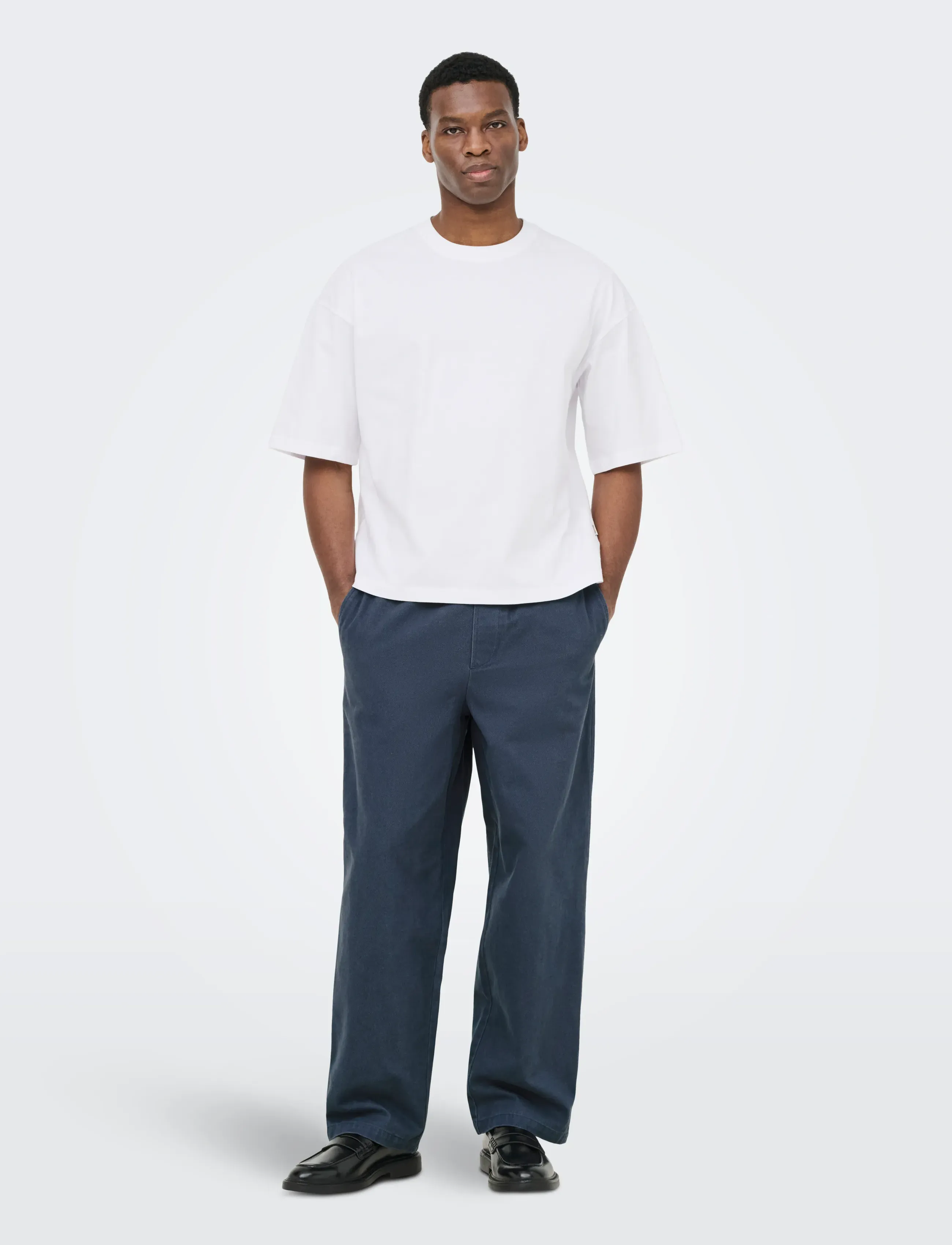 ONLY & SONS - ONSFRED RLX SS CROP TEE - lühikeste varrukatega t-särgid - bright white - 4