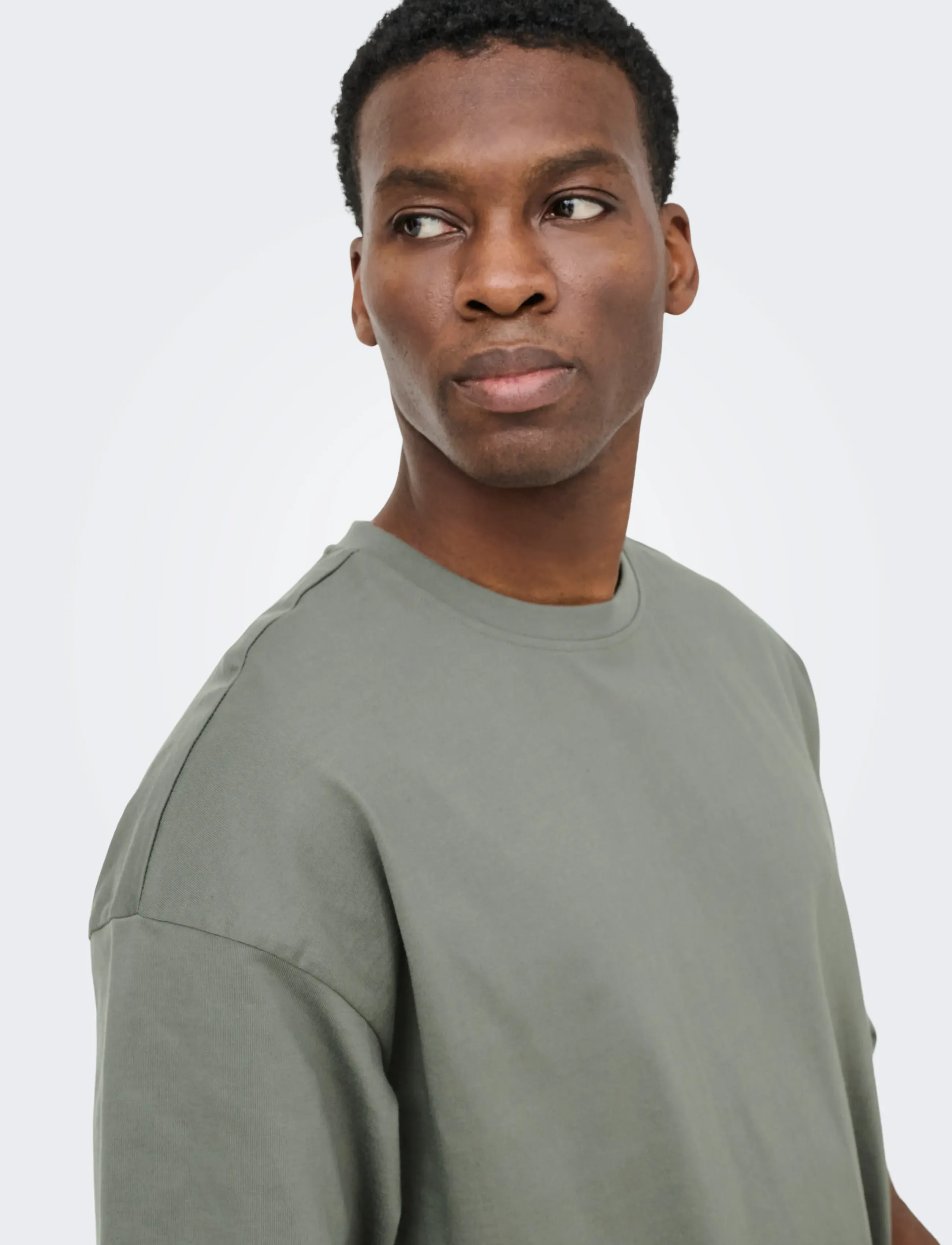 ONLY & SONS - ONSFRED RLX SS CROP TEE - kurzärmelig - castor gray - 5