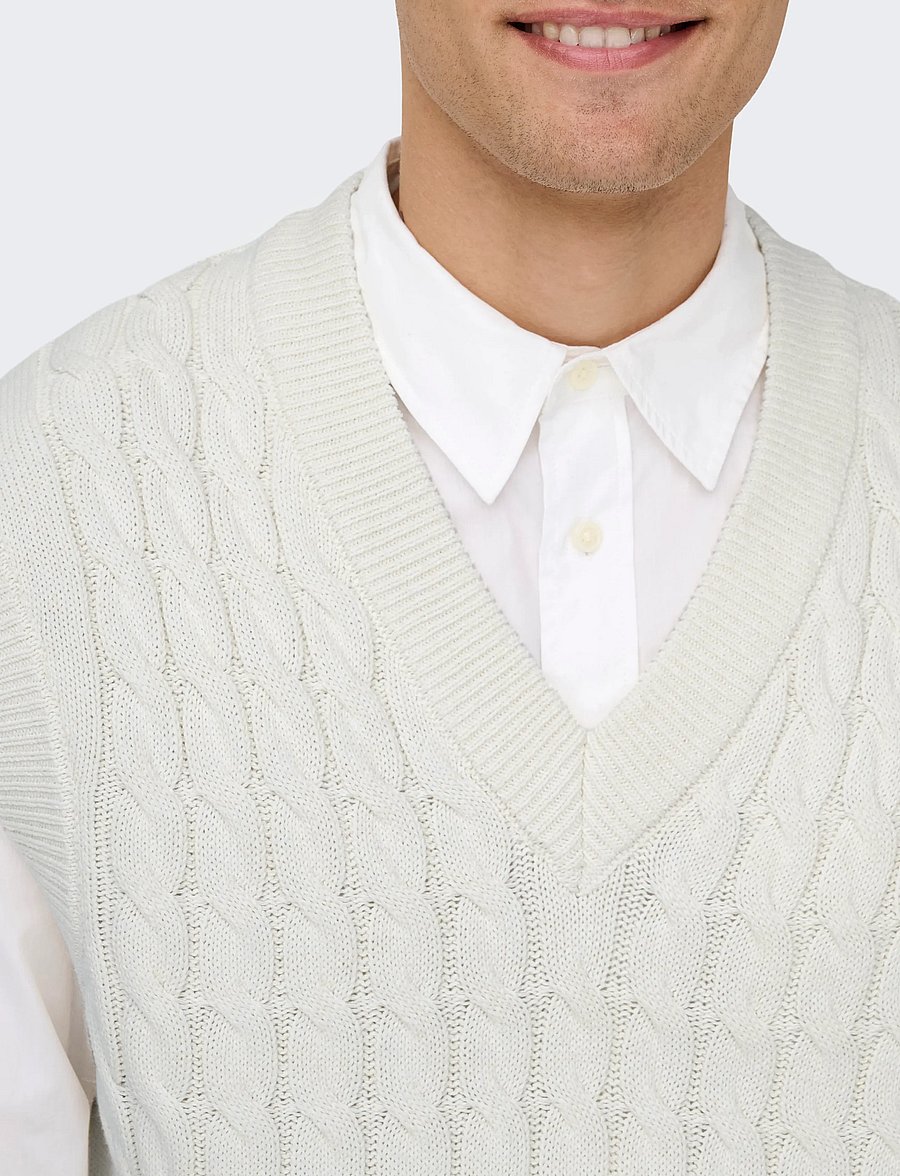 ONLY & SONS - ONSKICKER LIFE RLX 3 CABLE VEST KNIT - adītas vestes - antique white - 5