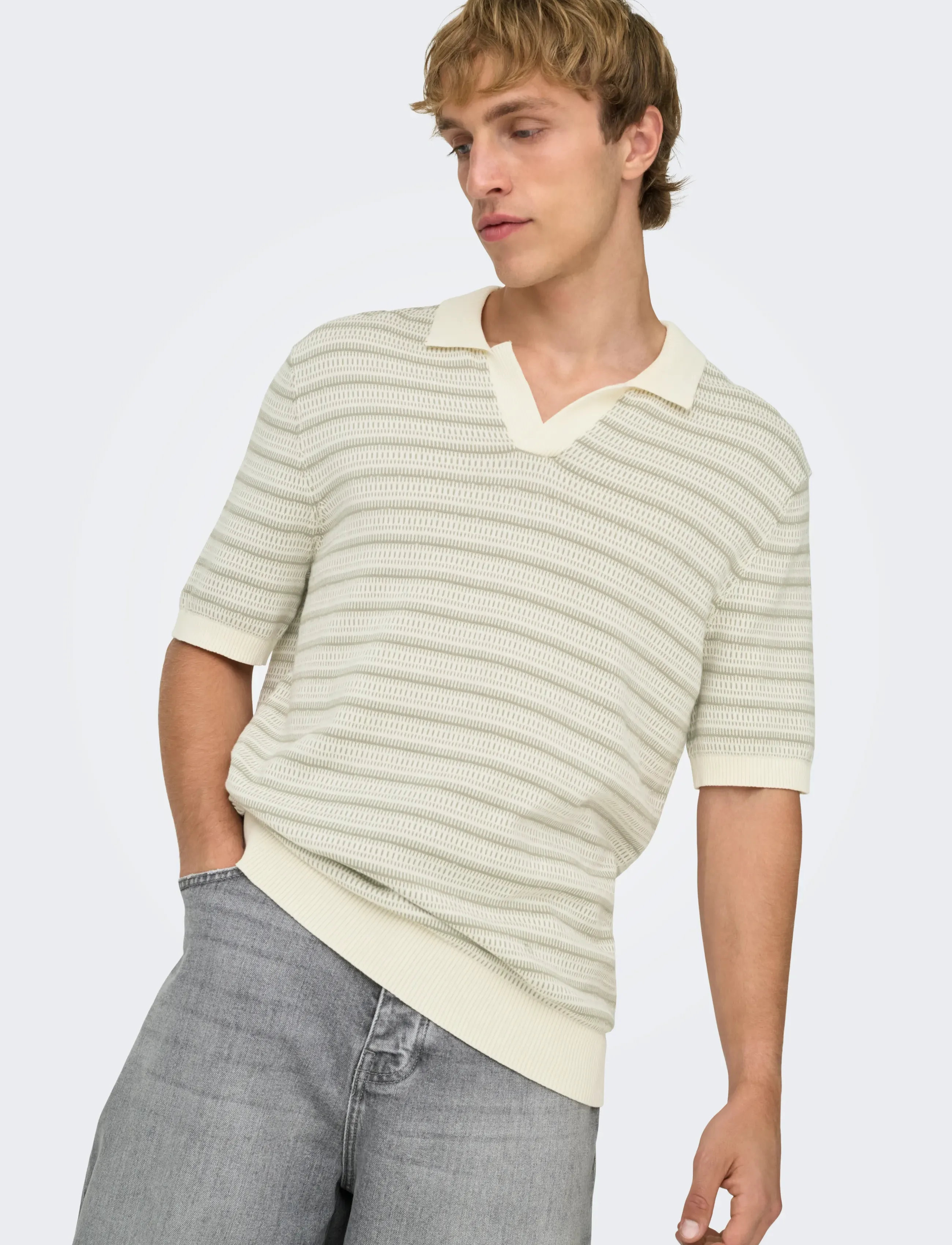 ONLY & SONS - ONSTILO REG SS SPLIT NECK KNIT NOOS - kootud polosärgid - gardenia - 5
