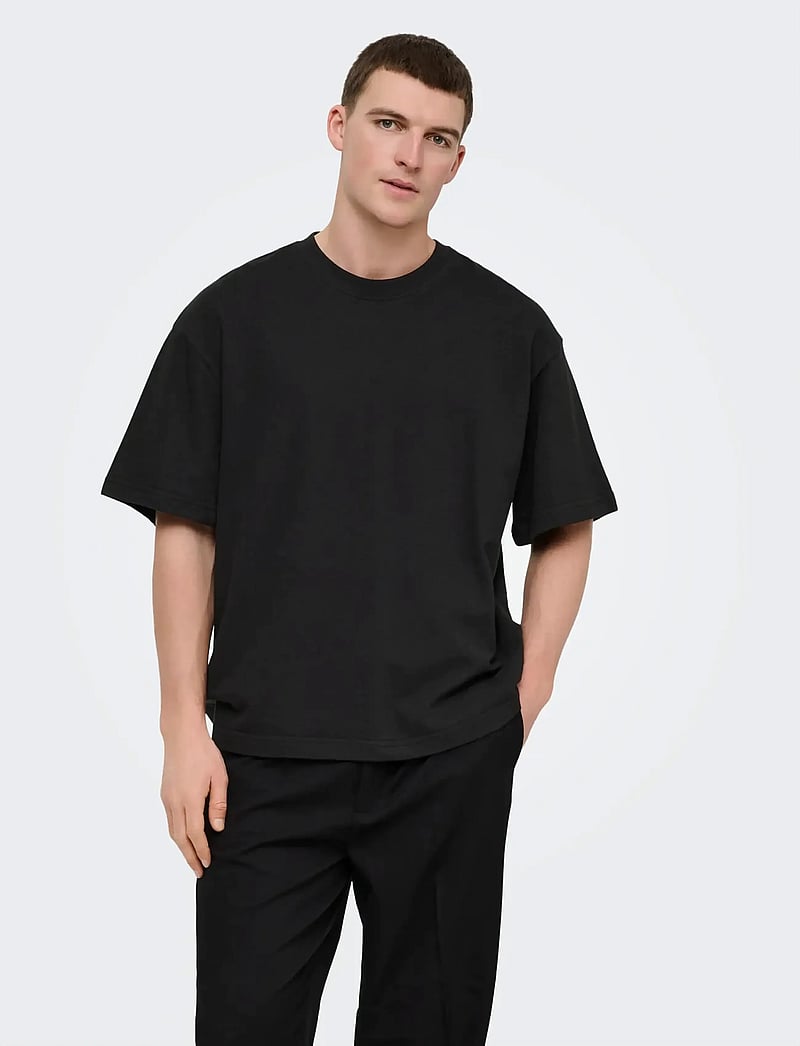 ONLY & SONS - ONSLENNY OVZ SS STRCT TEE NOOS - kurzärmelig - black - 0