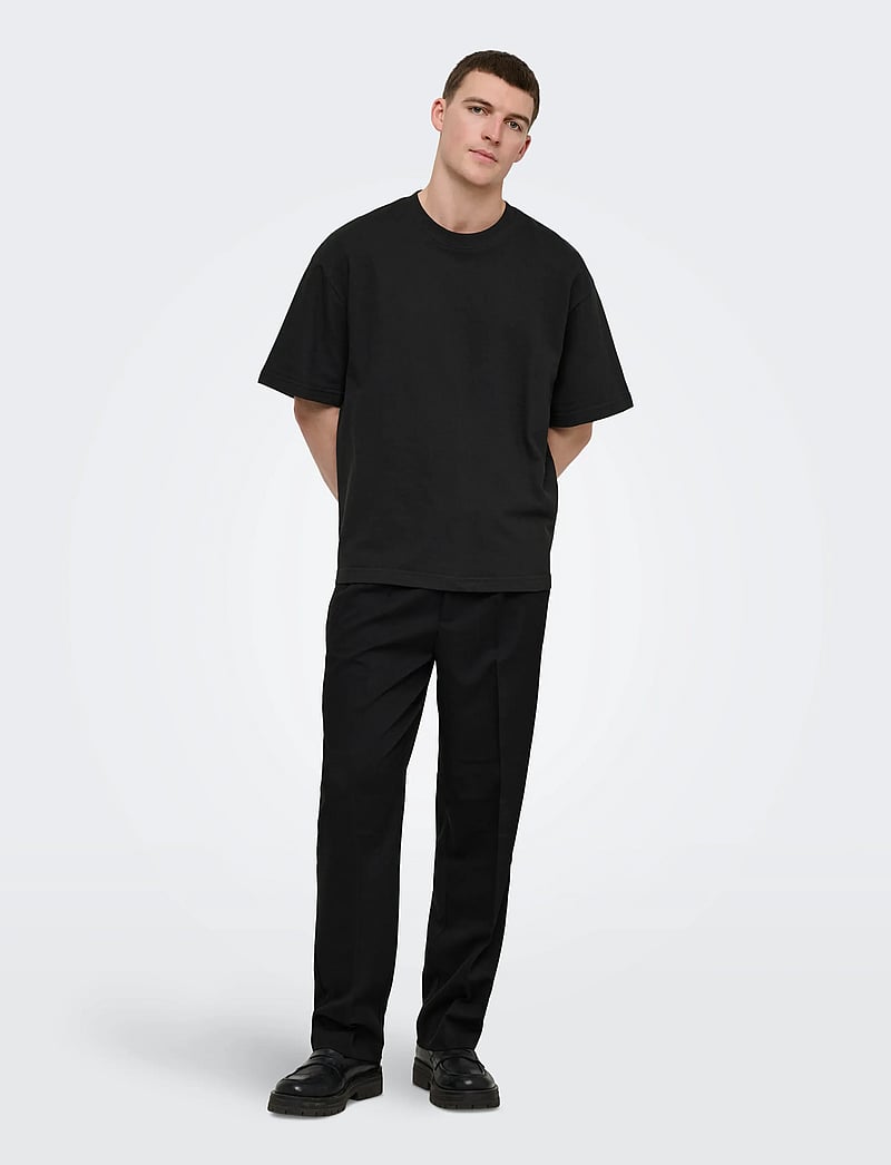 ONLY & SONS - ONSLENNY OVZ SS STRCT TEE NOOS - kurzärmelig - black - 5