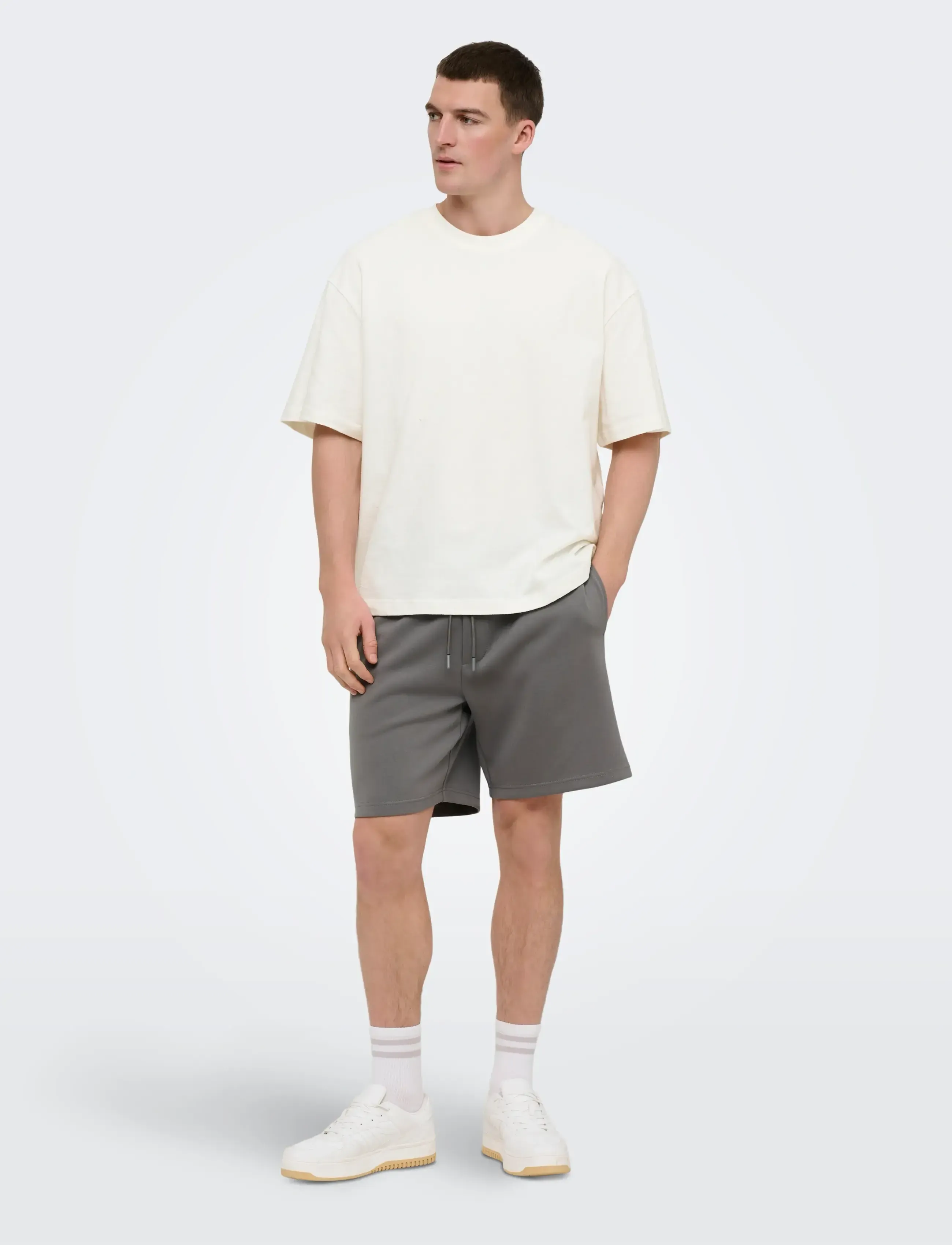 ONLY & SONS - ONSLENNY OVZ SS STRCT TEE NOOS - short-sleeved t-shirts - cloud dancer - 5