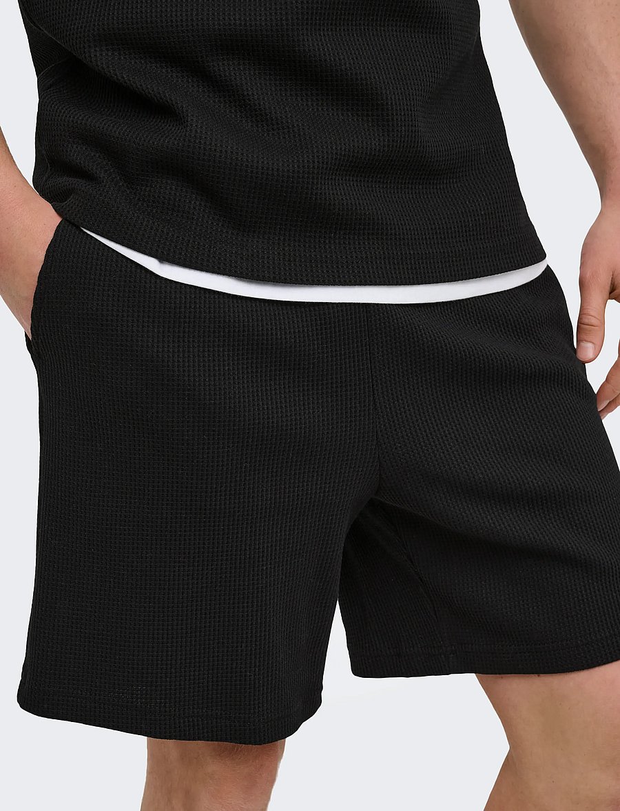 ONLY & SONS - ONSTOBIE RLX S WAFFLE SHORTS - püksid - black - 5
