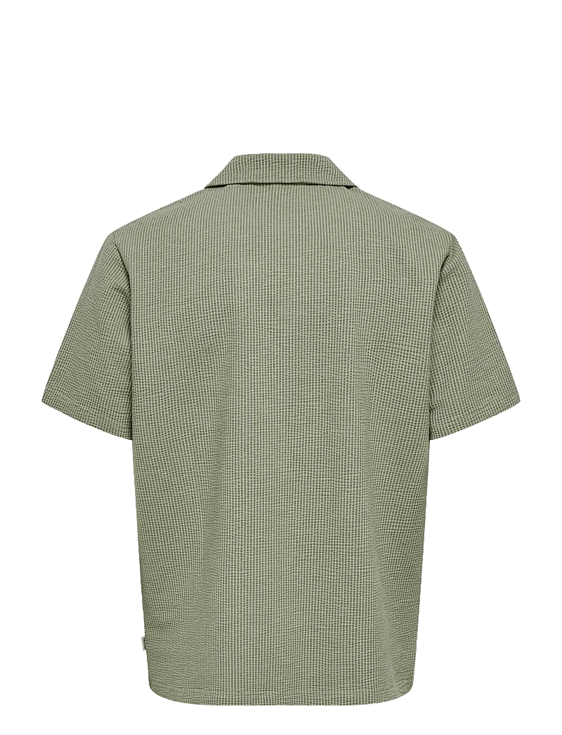 ONLY & SONS - ONSKIAN LIFE SEERSUCKER STRP SS SHIRT VD - kurzarmhemden - olive night - 1