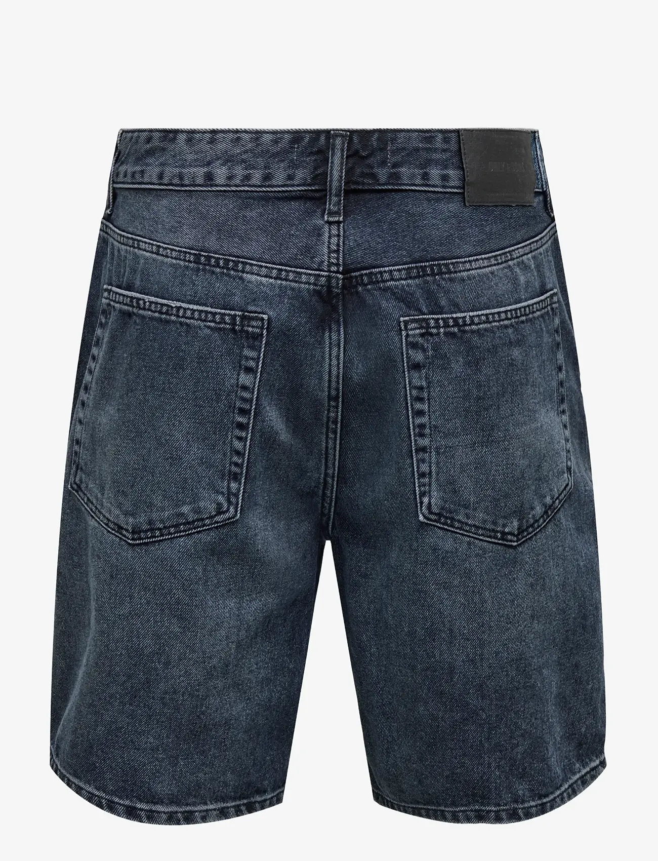 ONLY & SONS - ONSEDGE BLUE BLACK 6607 TAI DNM SHORTS - lühikesed teksapüksid - blue black denim - 2