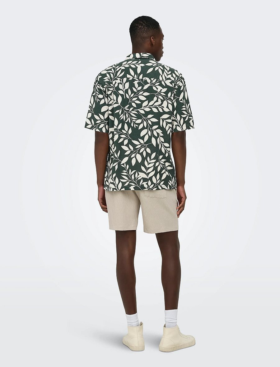 ONLY & SONS - ONSHARVI LIFE SS AOP SHIRT NOOS - hemden mit muster - darkest spruce - 3