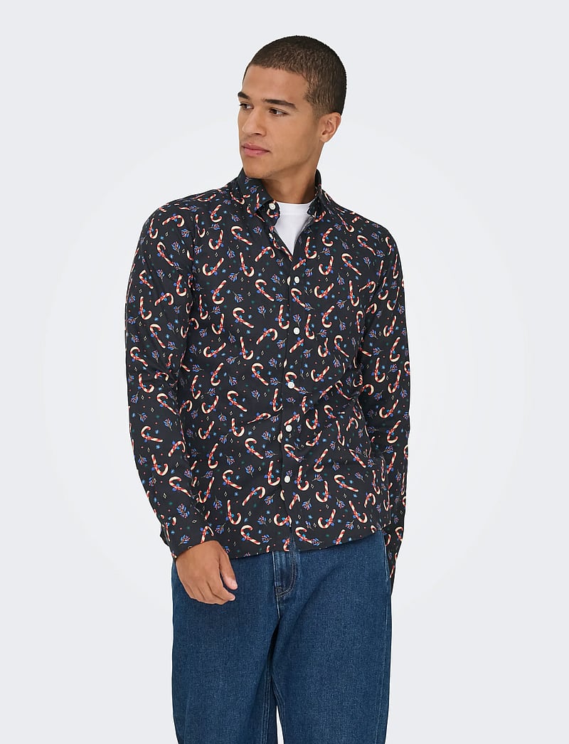 ONLY & SONS - ONSELF XMAS AOP SLIM POPLIN LS SHIRT - mustriga särgid - black - 0