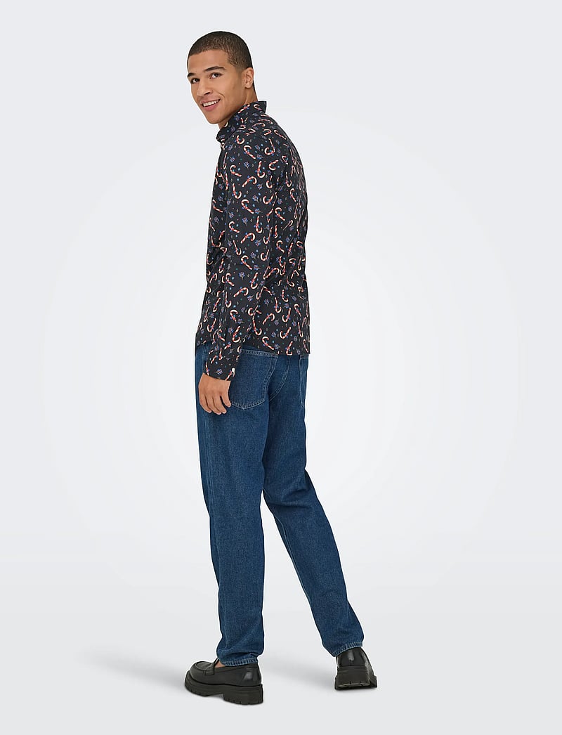 ONLY & SONS - ONSELF XMAS AOP SLIM POPLIN LS SHIRT - mustriga särgid - black - 3