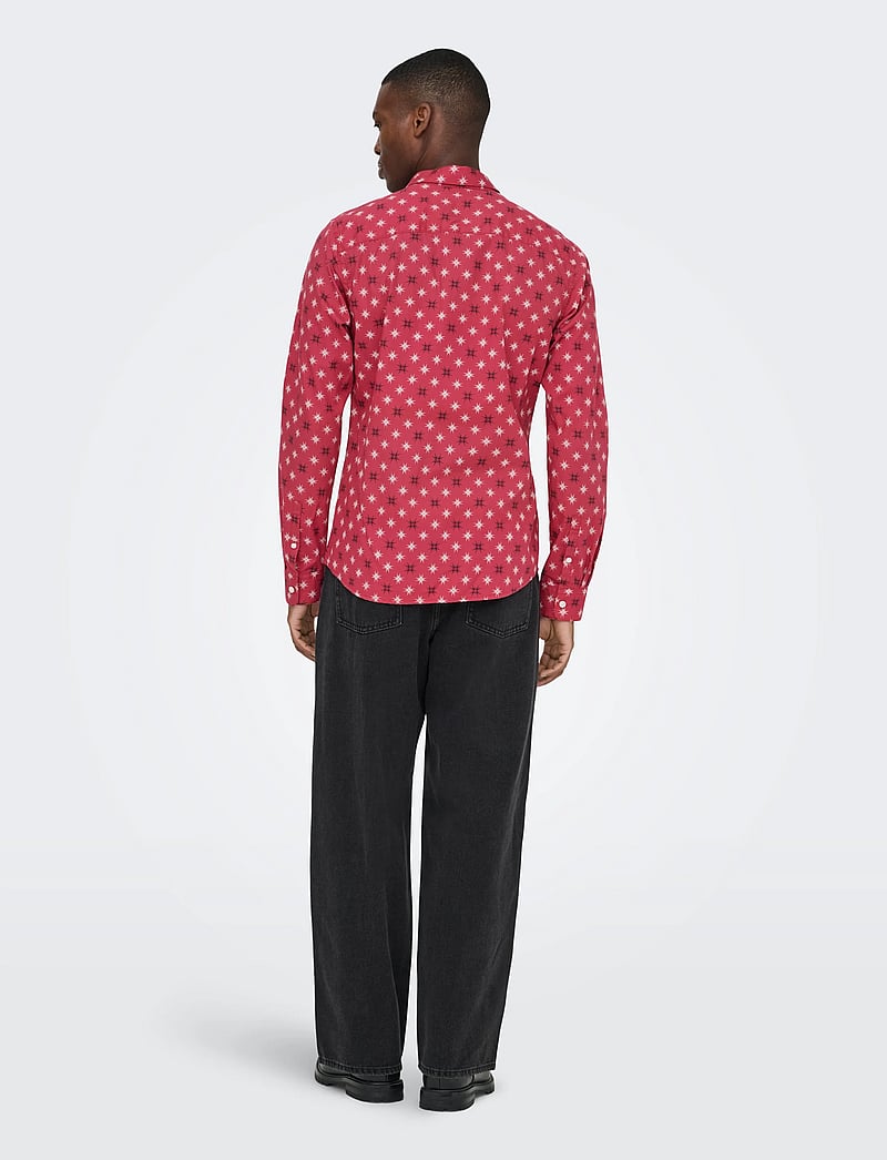ONLY & SONS - ONSELF XMAS AOP SLIM POPLIN LS SHIRT - mustriga särgid - karanda red - 3