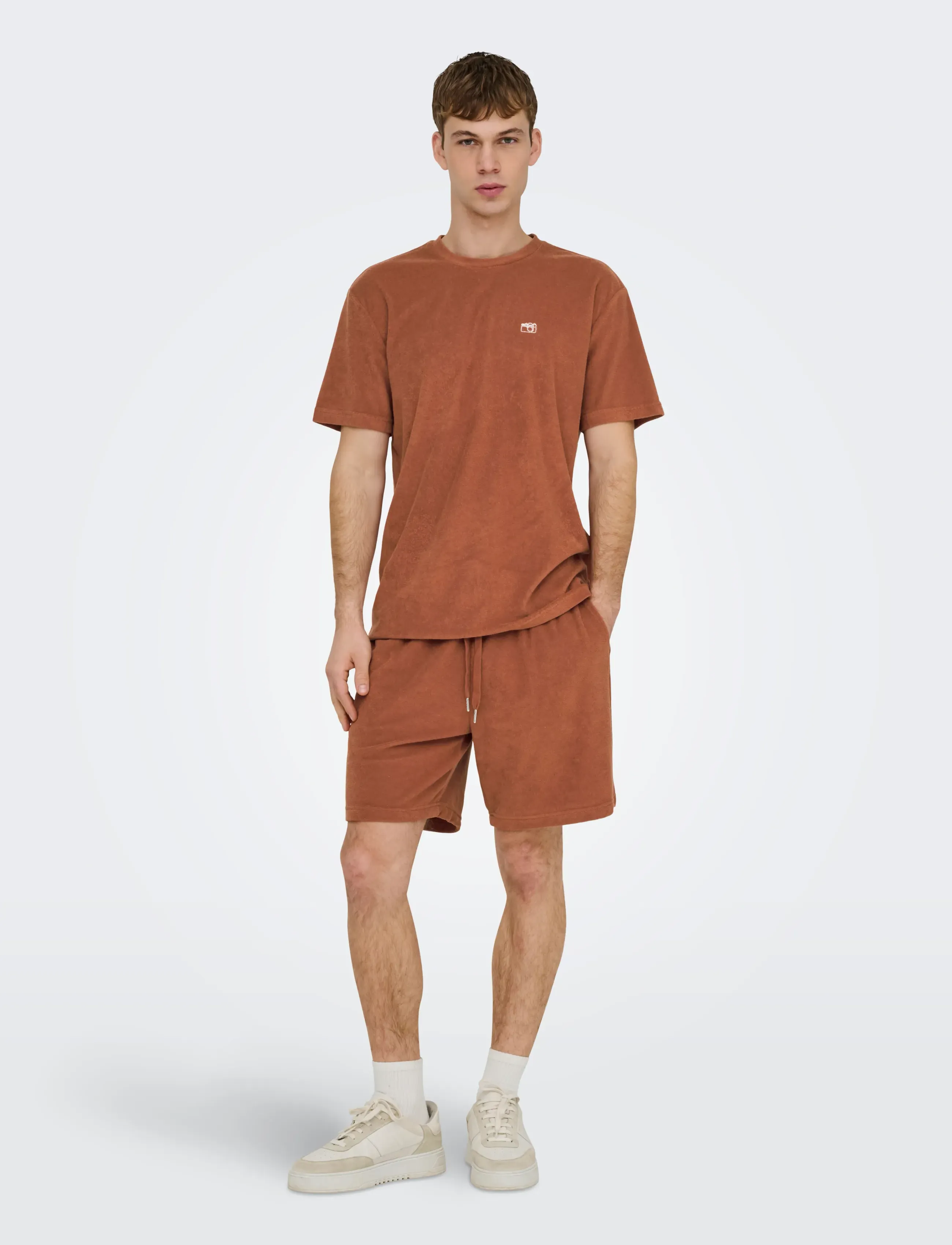ONLY & SONS - ONSTELLAS REG SS FROTTE TEE - kurzärmelig - rustic brown - 4