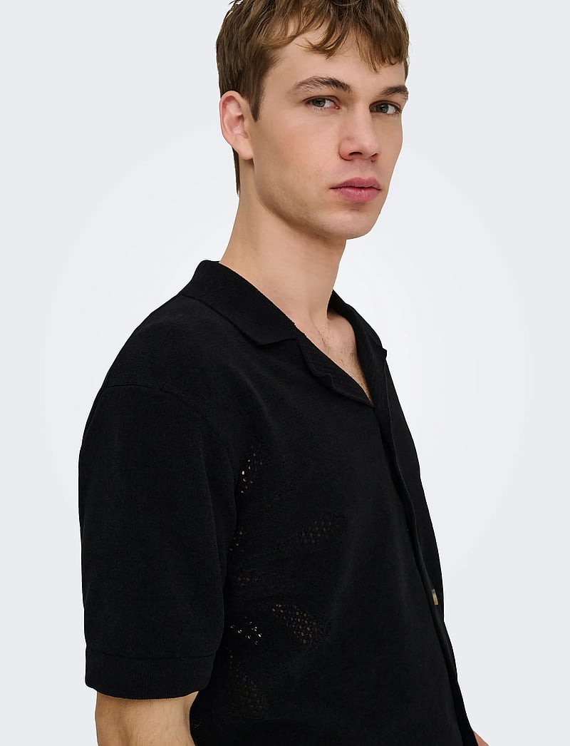 ONLY & SONS - ONSJAM LIFE REG SS SHIRT KNIT - gestrickte polohemden - black - 5
