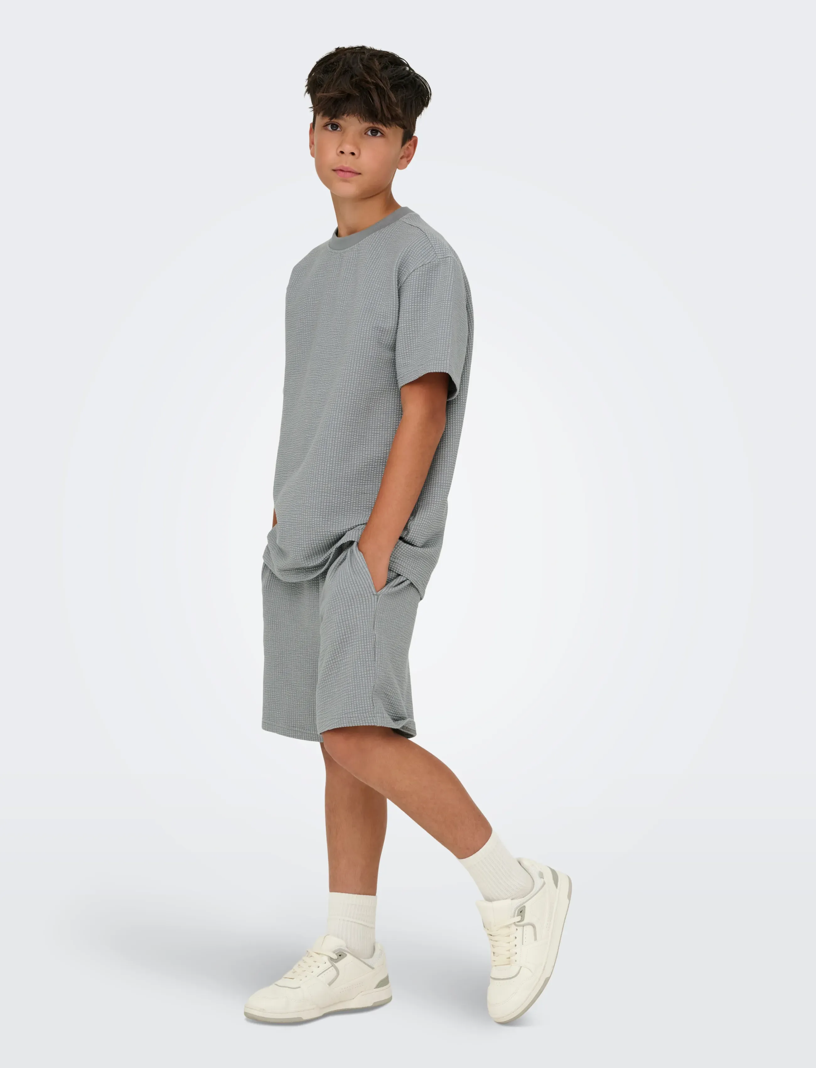 ONLY & SONS - OSJKIAN LIFE REG STRP SHORT JRS NOOS - casual shorts - sedona sage - 4