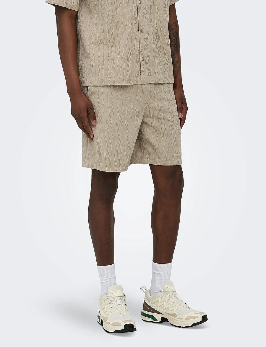 ONLY & SONS - ONSCRUZ SEERSUCKER JOGGER SHORTS - sweatshorts - crockery - 0