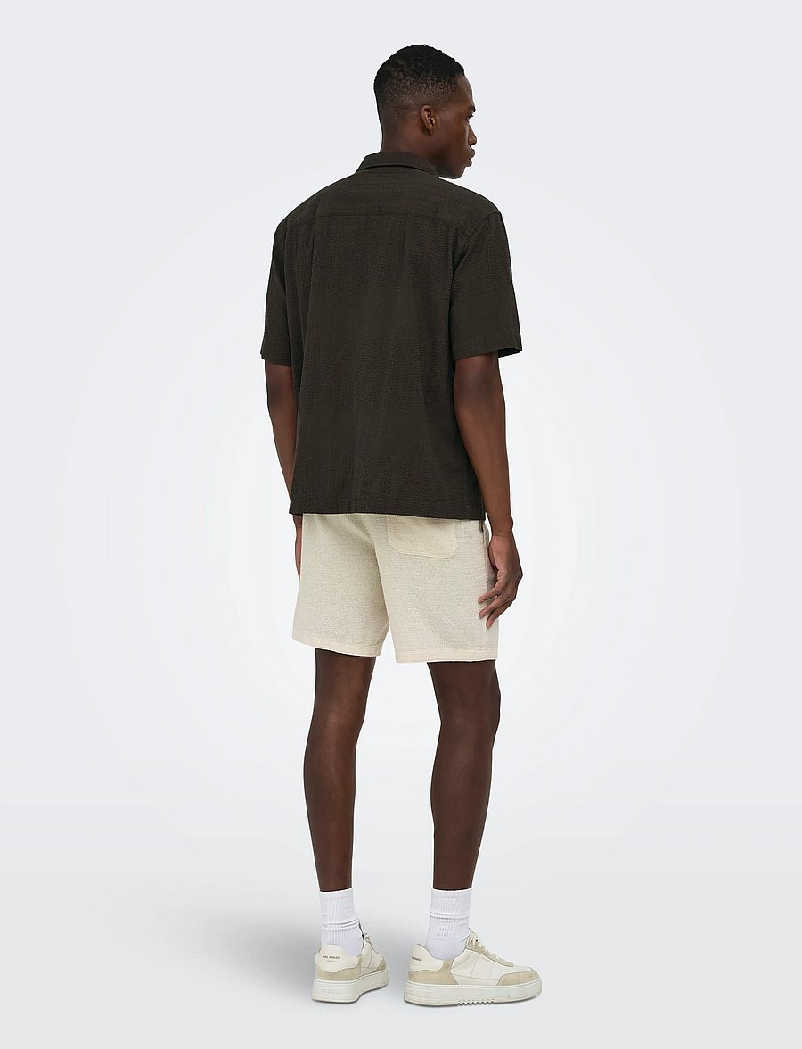 ONLY & SONS - ONSCRUZ RLX SEERSUCKER RESORT SS SHIRT - kurzarmhemden - black coffee - 3