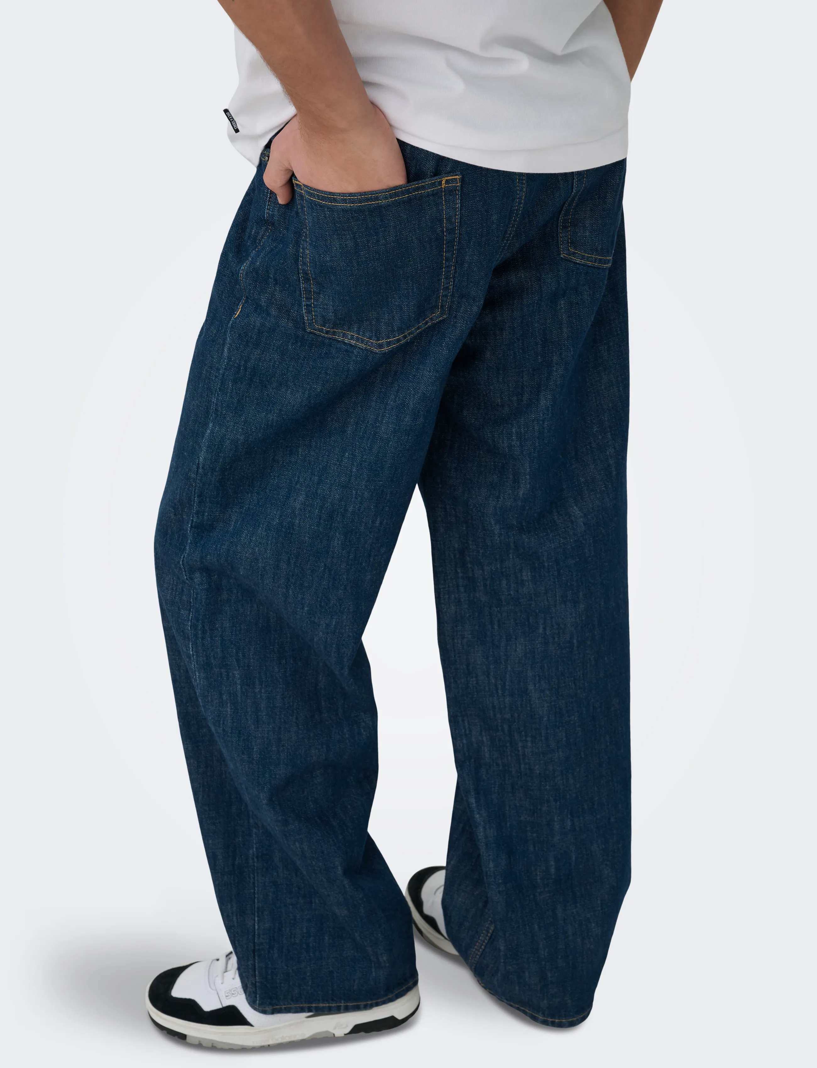 ONLY & SONS - ONSREMI WIDE DMB RINSE 8568 DOT DNM - dark medium blue denim - 5
