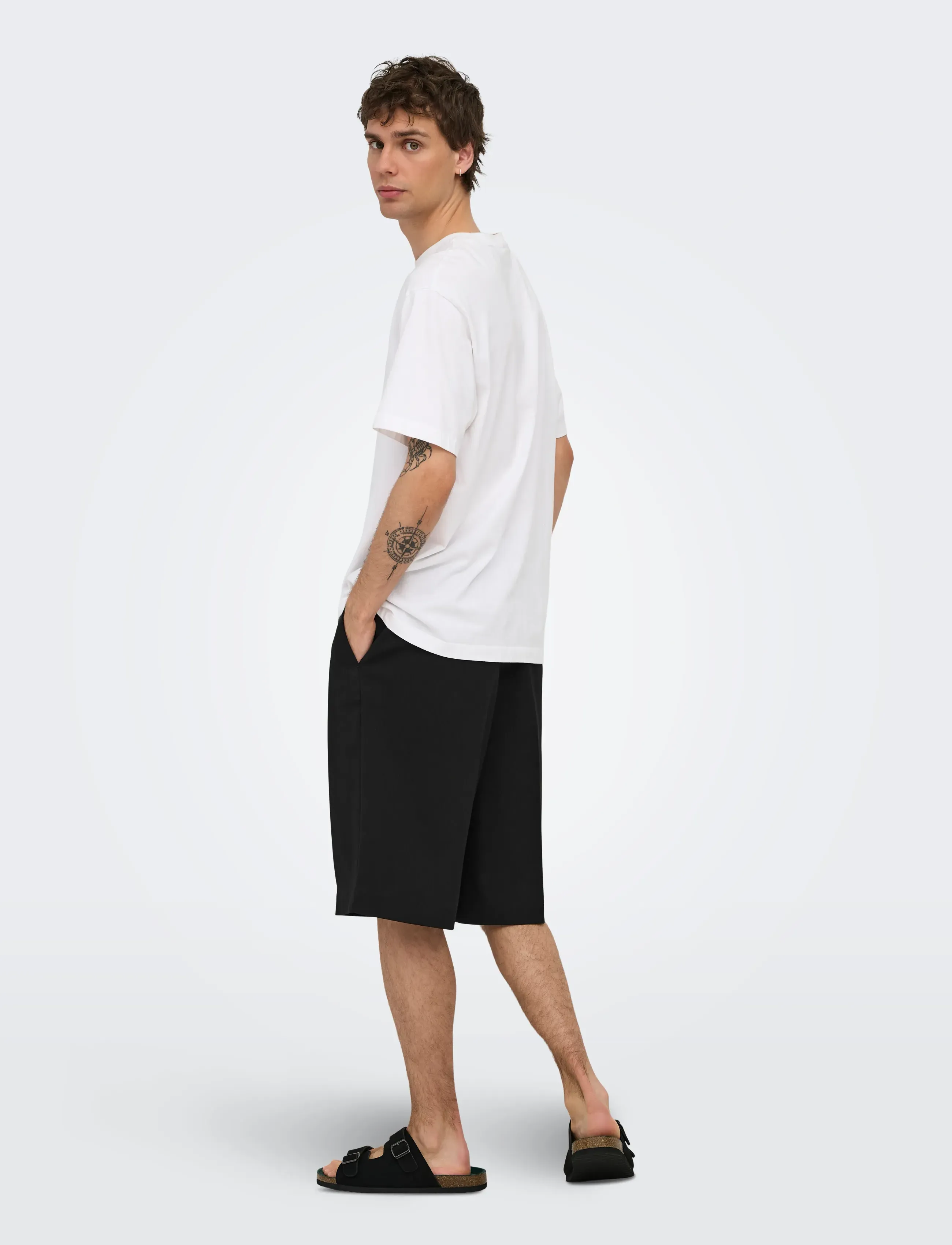 ONLY & SONS - ONSDAVES LOOSE TAILORED 0346 SHORTS FRML - spodenki chinos - black - 3