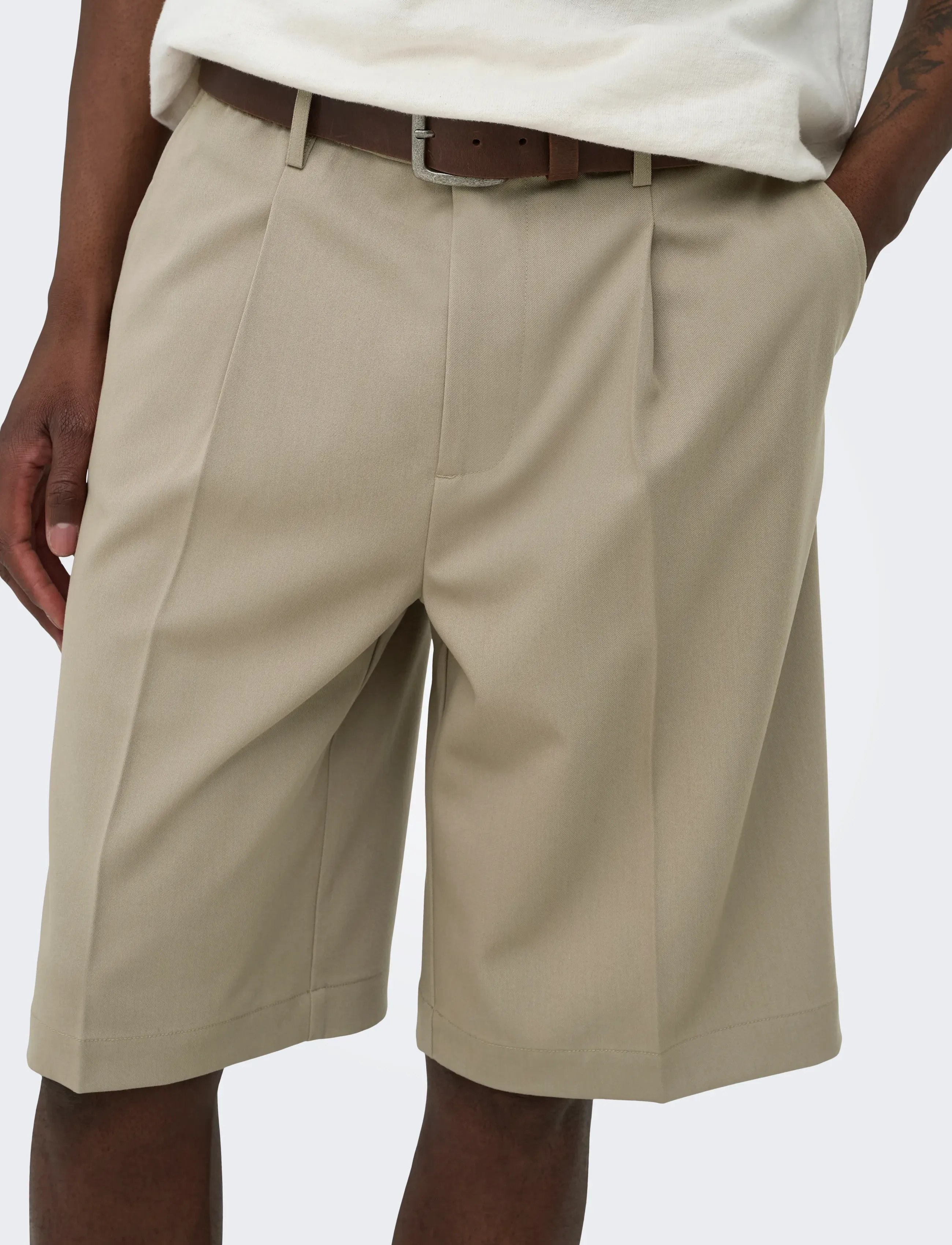 ONLY & SONS - ONSDAVES LOOSE TAILORED 0346 SHORTS FRML - chinos shorts - chinchilla - 5