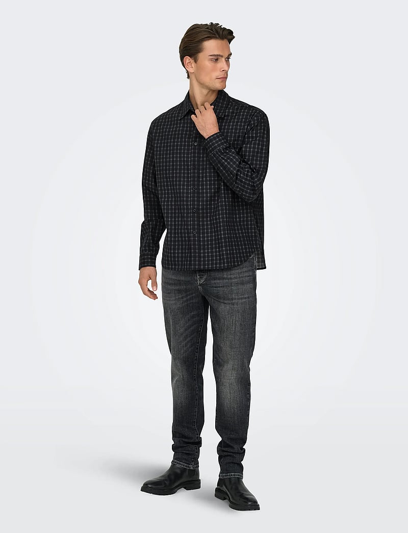 ONLY & SONS - ONSBALI POPLIN CHECKED RLX FIT L/S SHIRT - ternede skjorter - demitasse - 4