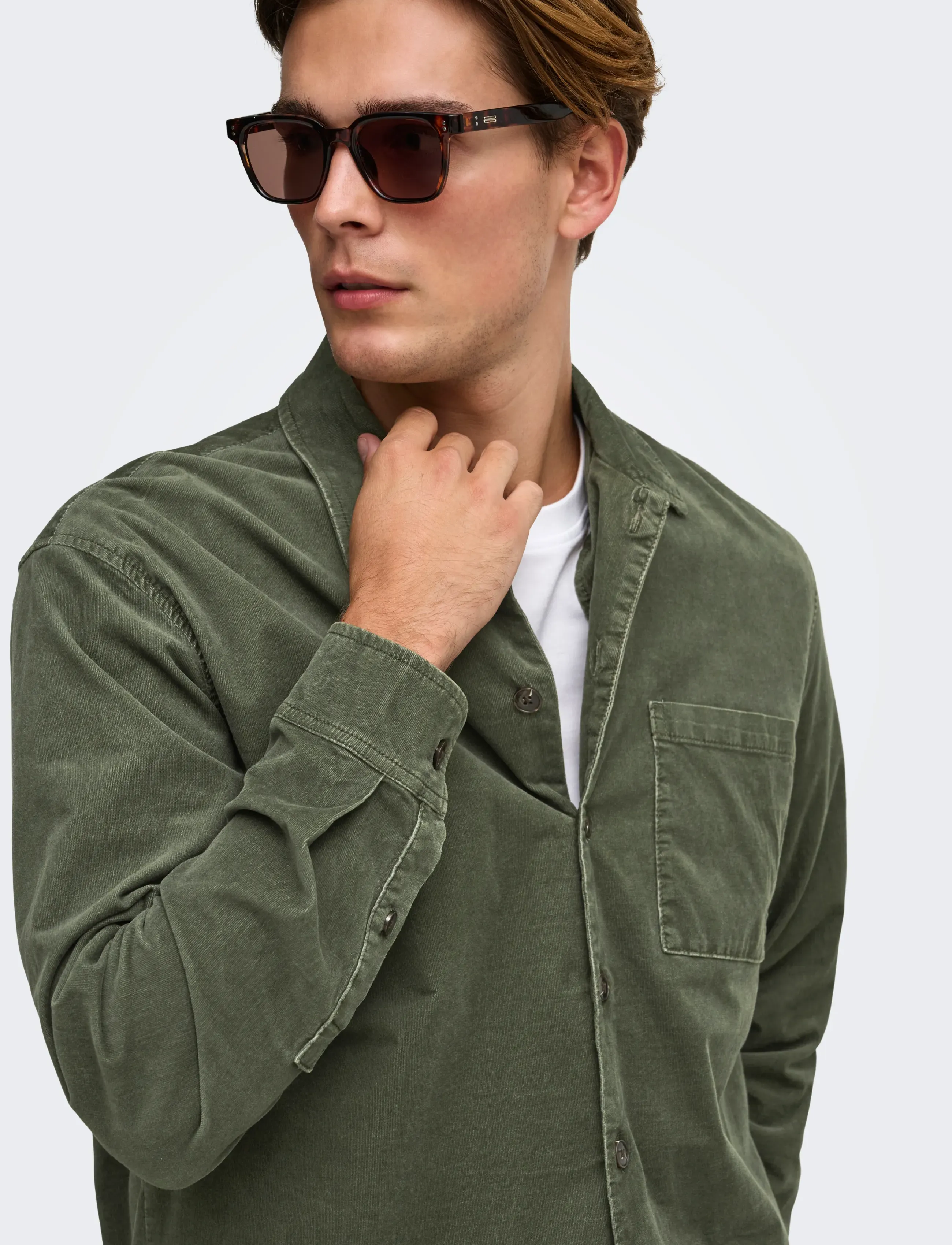 ONLY & SONS - ONSEWELL WASHED CORDUROY SHIRT - forest night - 5