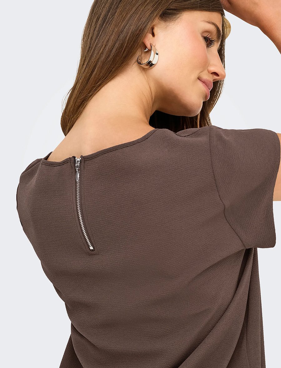 ONLY - ONLVIC S/S SOLID TOP NOOS WVN - kurzärmelige blusen - chocolate martini - 5