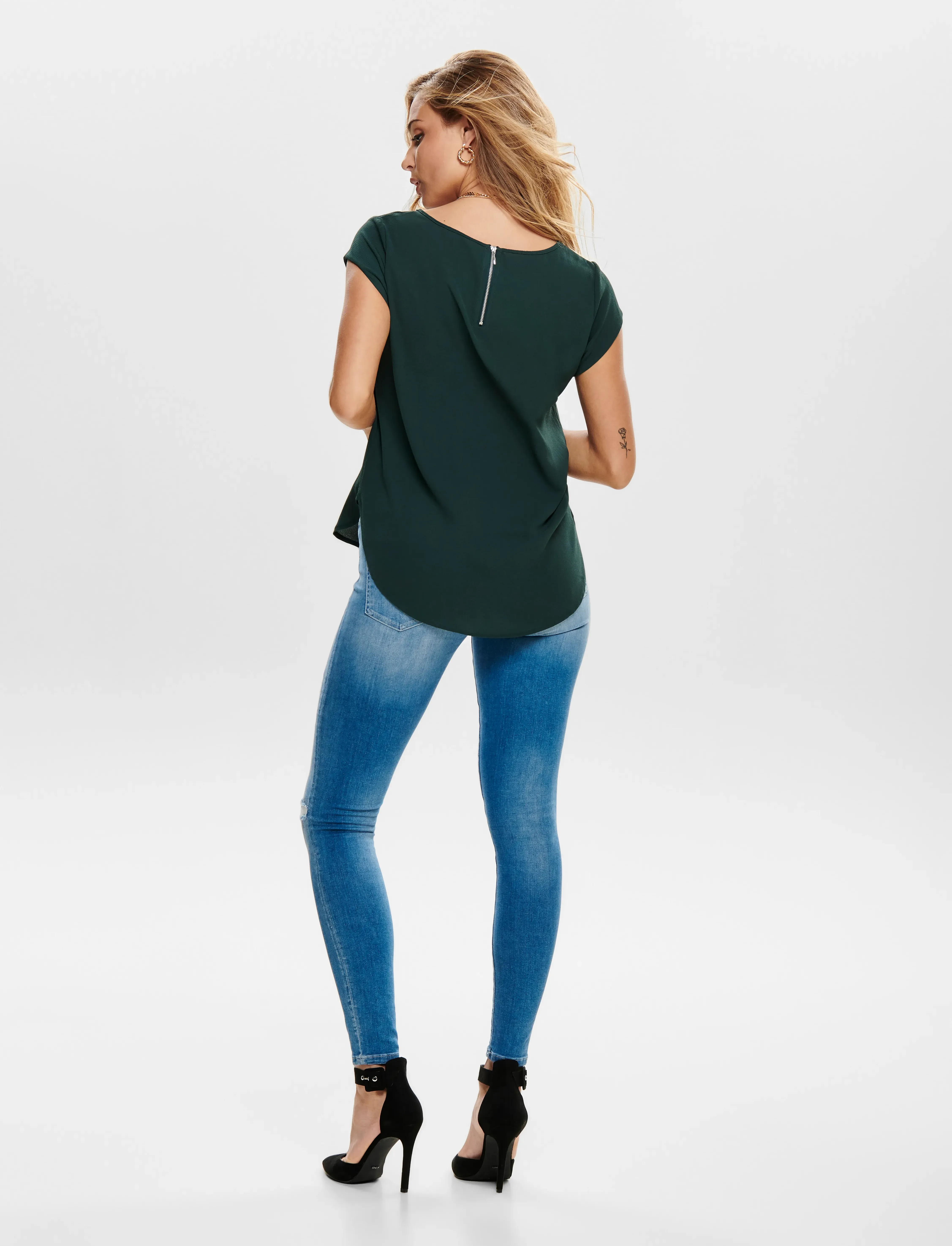 ONLY - ONLVIC S/S SOLID TOP NOOS WVN - kurzämlige blusen - green gables - 3