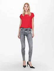 ONLY - ONLVIC S/S SOLID TOP NOOS PTM - kortärmade blusar - high risk red - 4