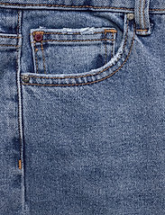 ONLY - ONLEMILY HW ST RW CR AN MAE06 NOOS - straight jeans - light blue denim - 7