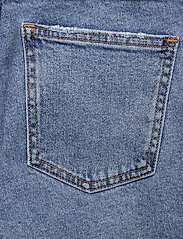 ONLY - ONLEMILY HW ST RW CR AN MAE06 NOOS - straight jeans - light blue denim - 6