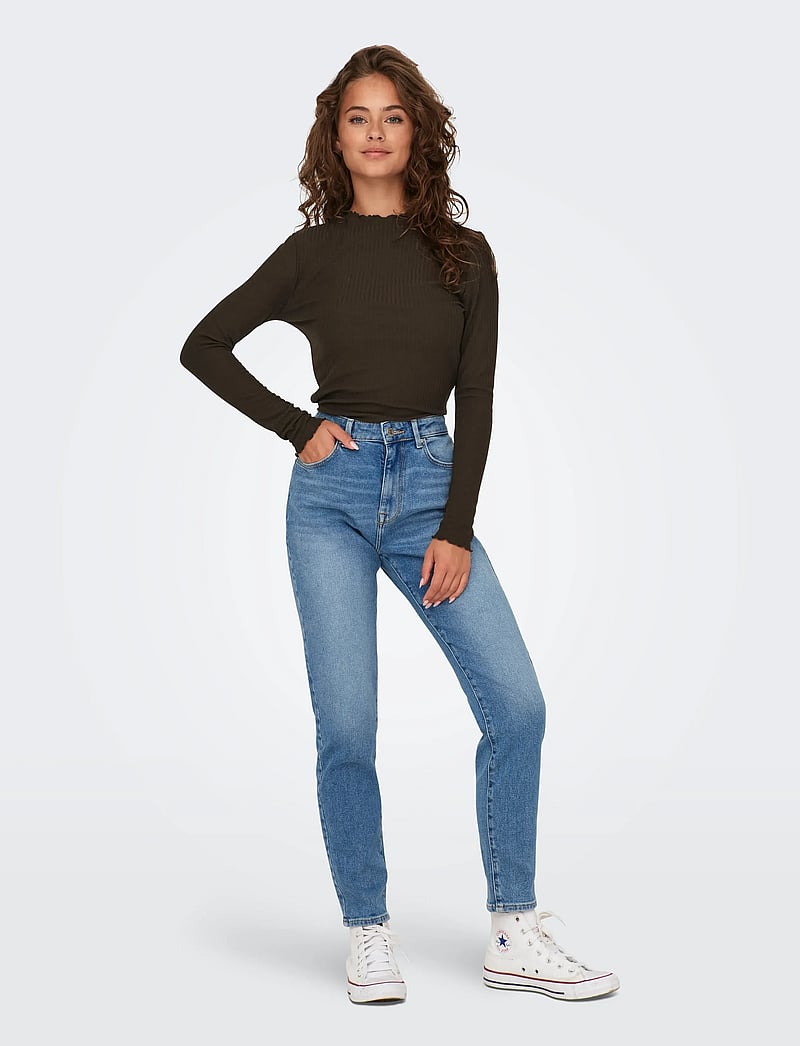 Groen ONLY Shirt & de top kopen? Kijk snel Groen ONLY Shirt & de top kopen? Kijk snel