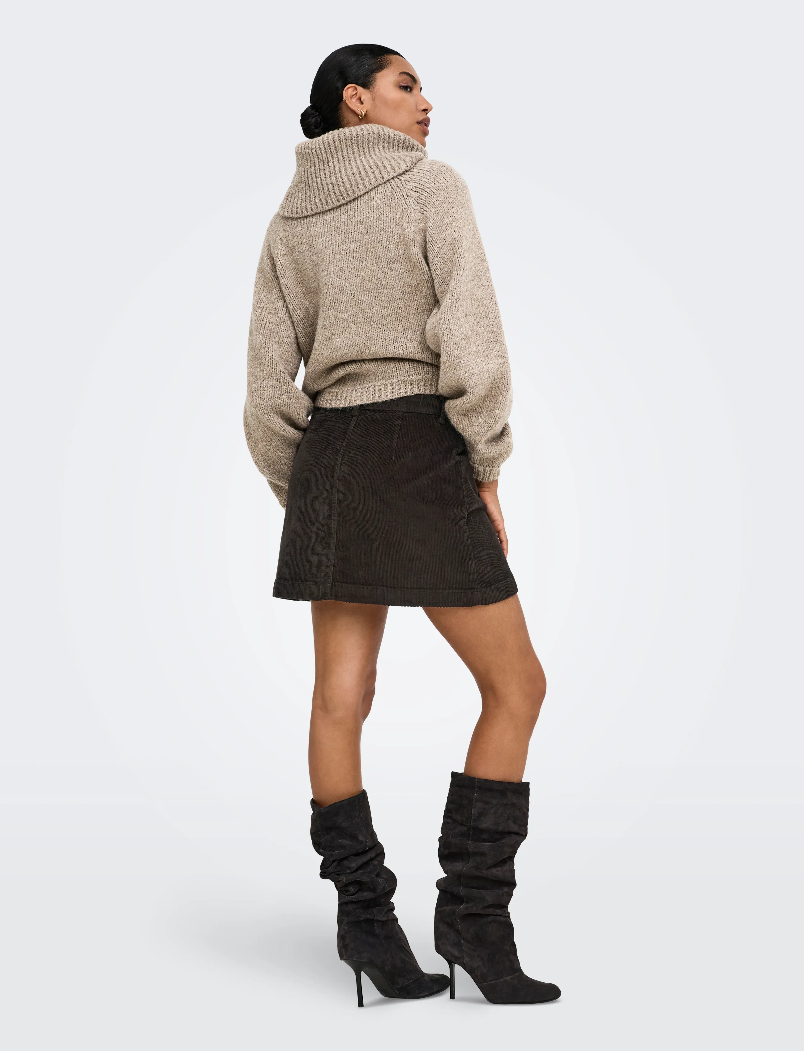 ONLY - ONLAMAZING GLOBAL HW CORD SKIRT PNT NOOS - korta kjolar - black coffee - 3