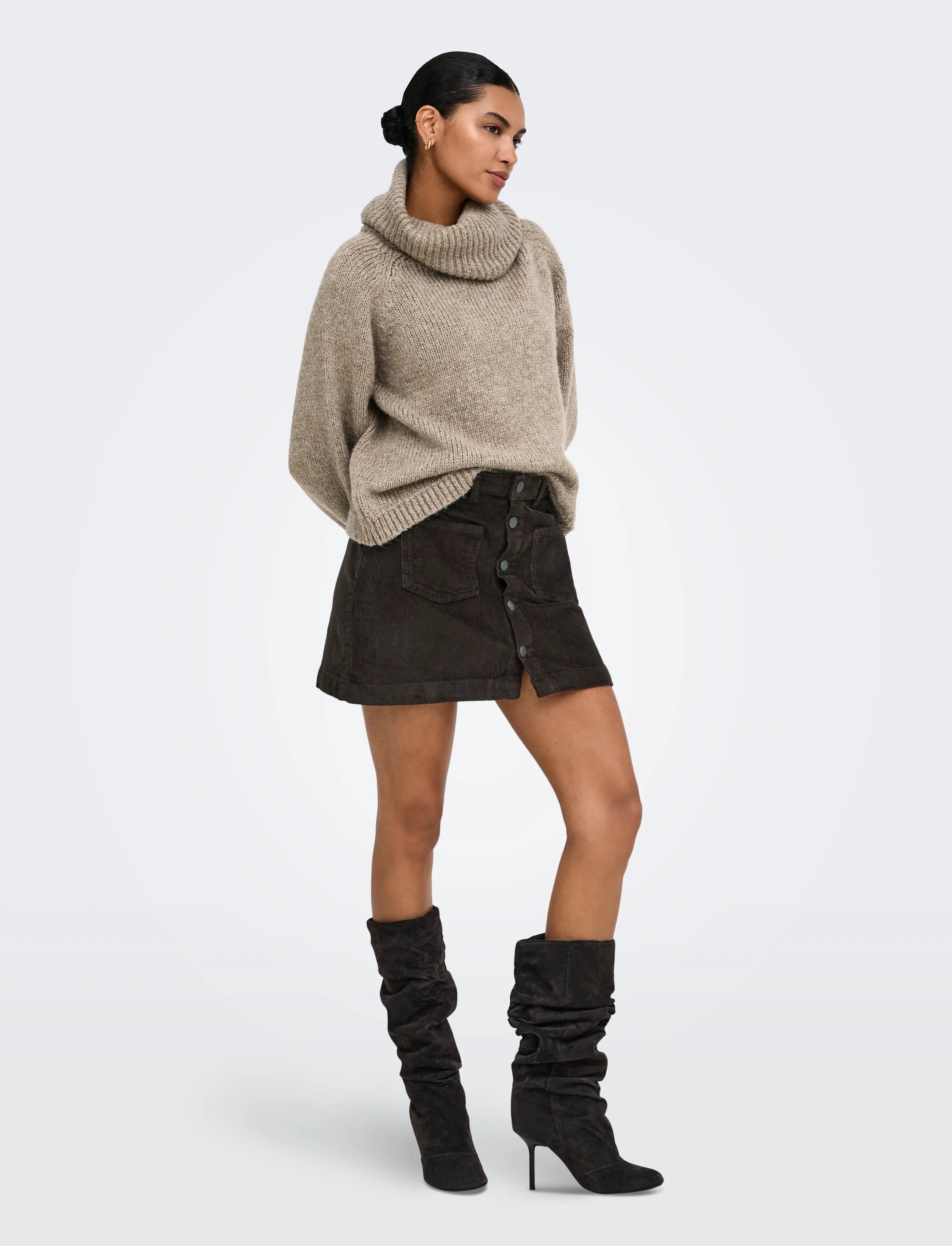 ONLY - ONLAMAZING GLOBAL HW CORD SKIRT PNT NOOS - korta kjolar - black coffee - 4