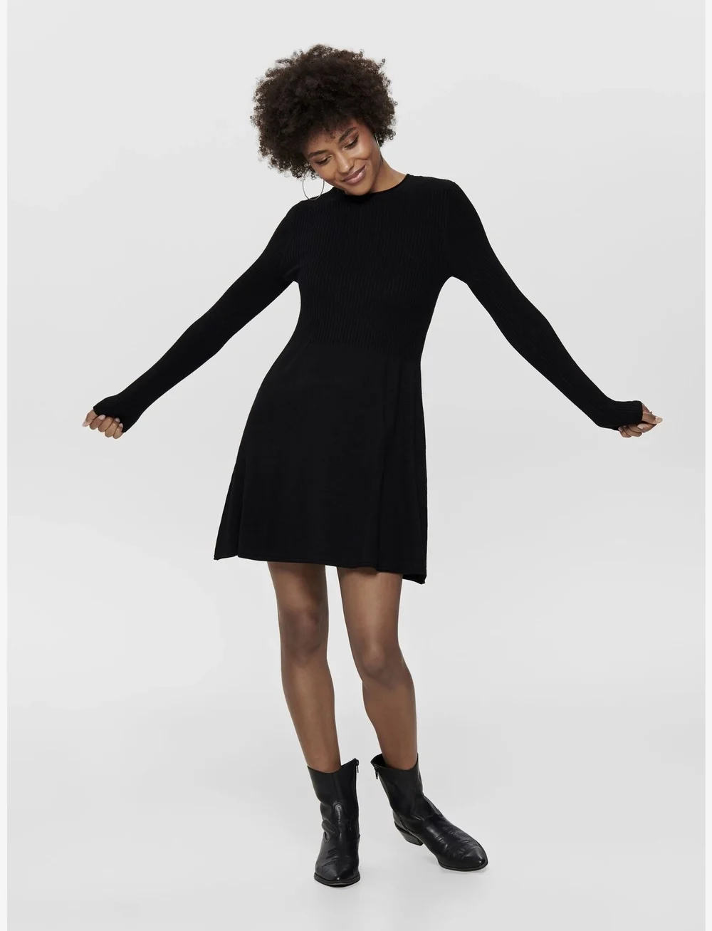 ONLY - ONLALMA L/S O-NECK DRESS KNT NOOS - stickade klänningar - black - 4