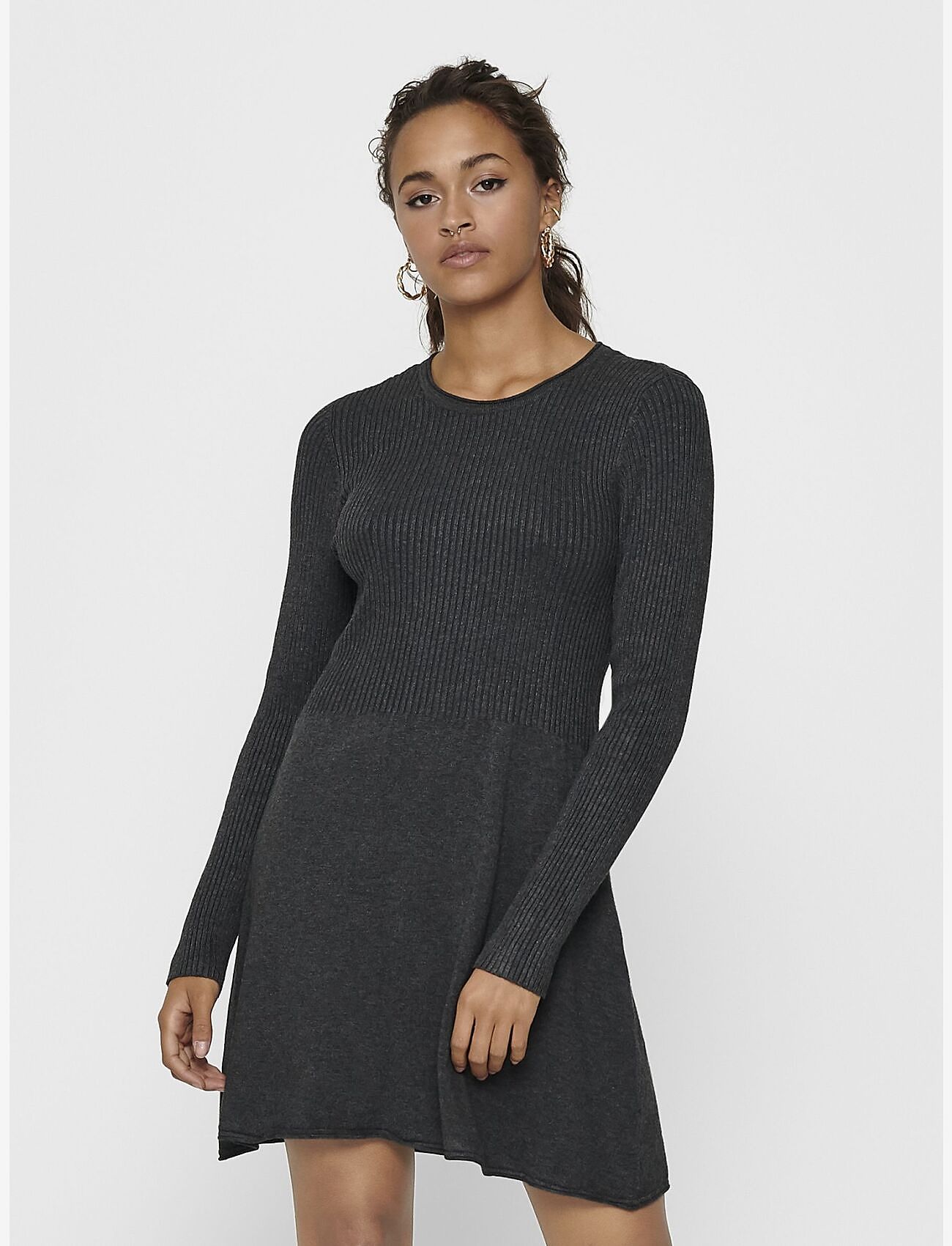 ONLY - ONLALMA L/S O-NECK DRESS KNT NOOS - stickade klänningar - dark grey melange - 0