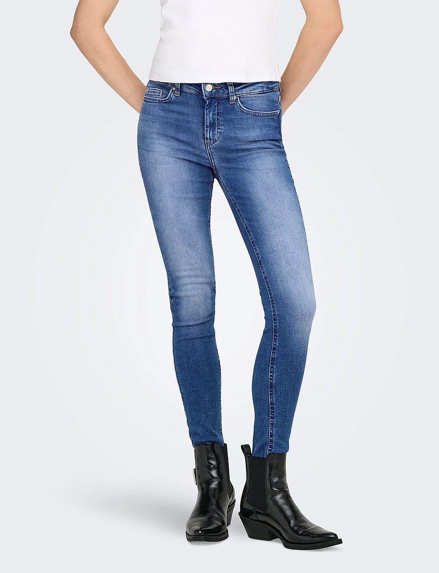 ONLY - ONLBLUSH MID SK ANK RW DNM REA12187 NOOS - skinny jeans - medium blue denim - 0