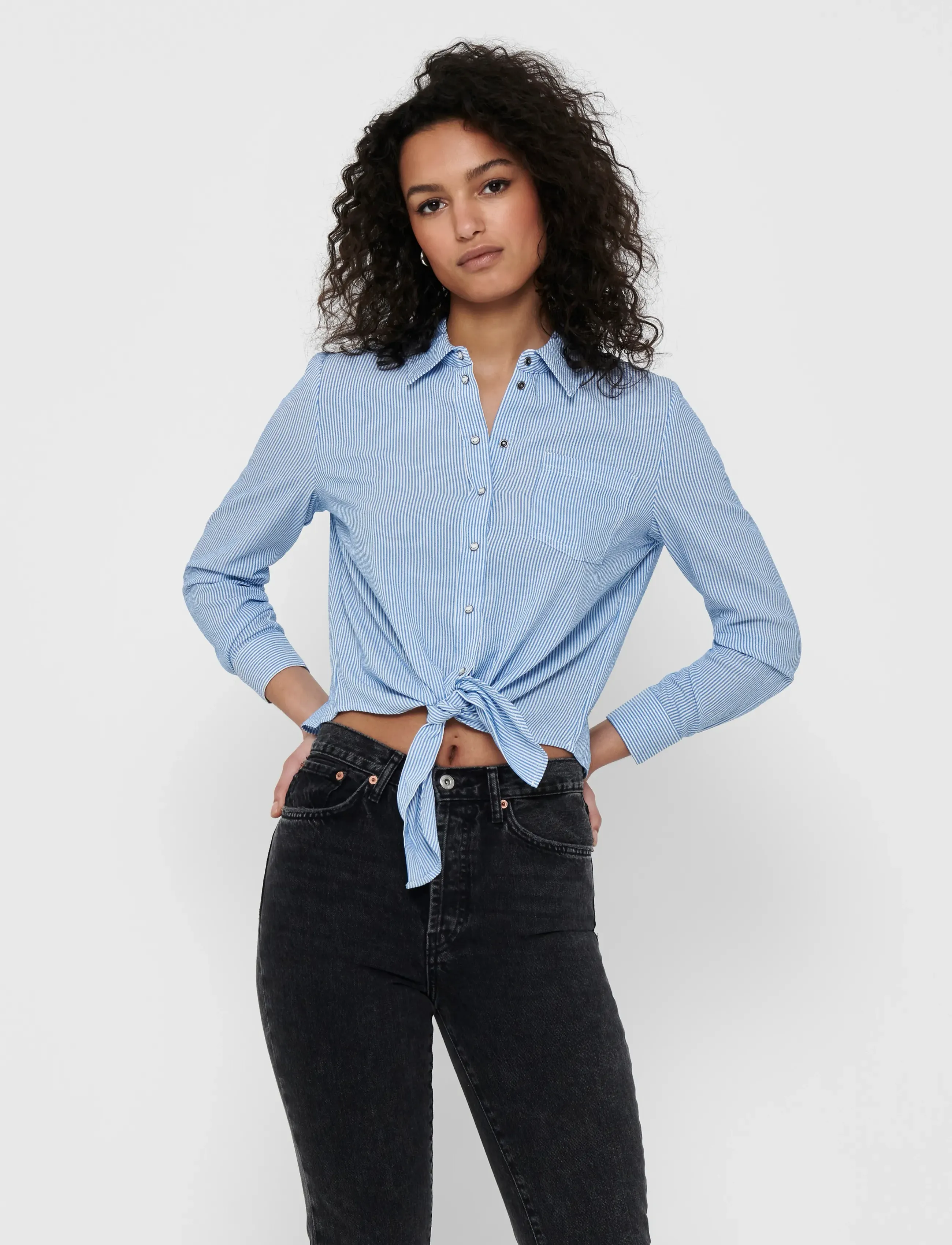 ONLY - ONLLECEY LS KNOT SHIRT WVN - pikkade varrukatega särgid - cloud dancer - 0