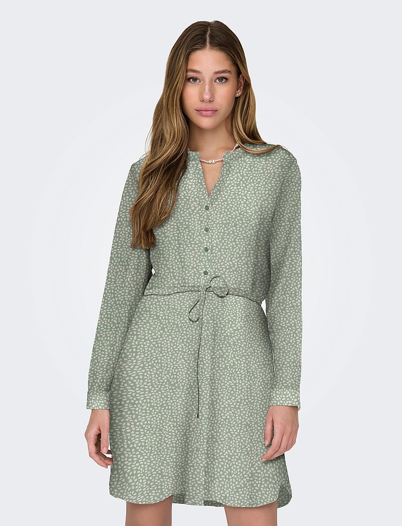 ONLY - ONLCORY LIFE L/S V-NECK TUNIC WVN NOOS - tuniki - lily pad - 0